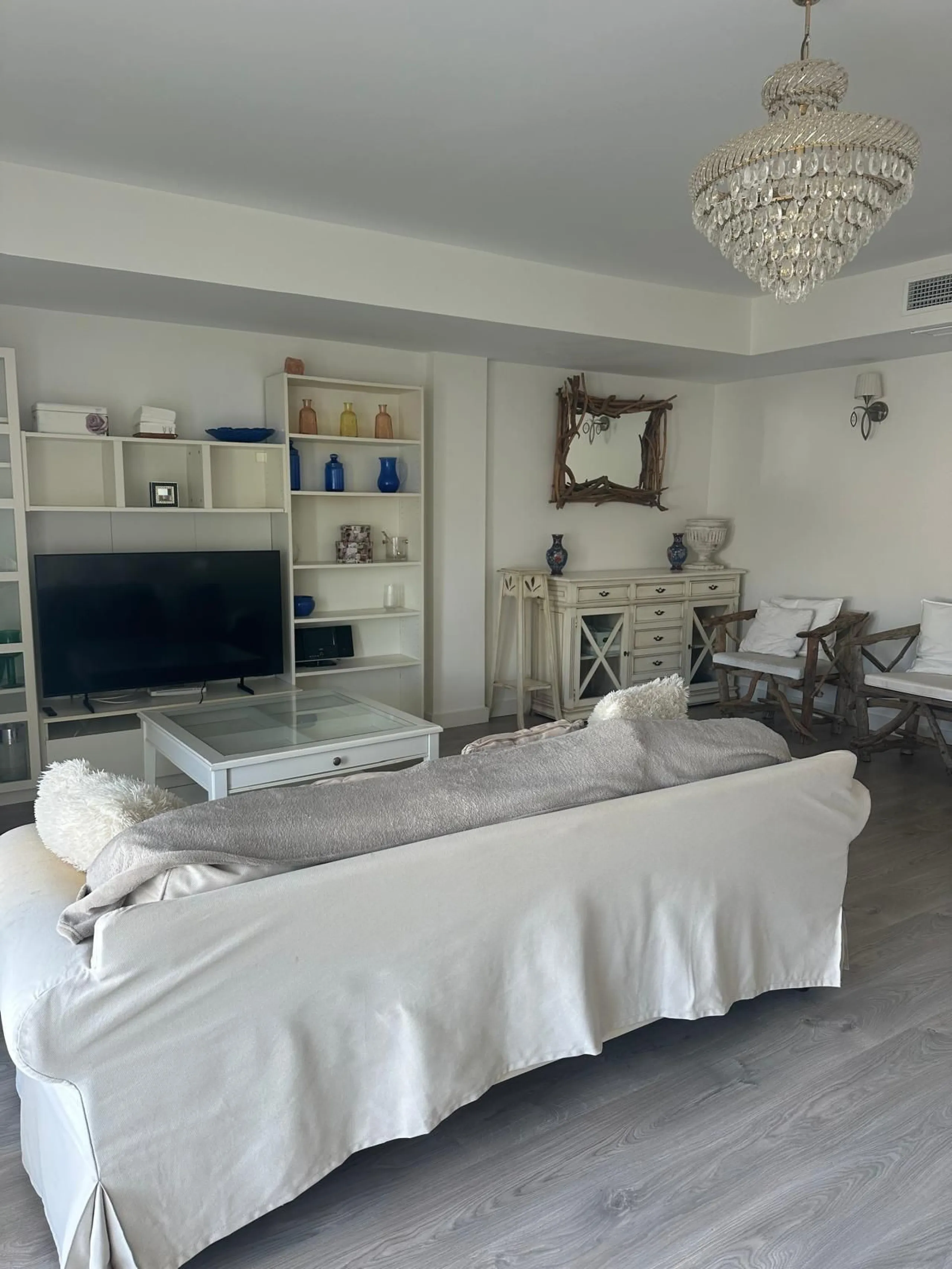 Duplex in the El Gamonal area,