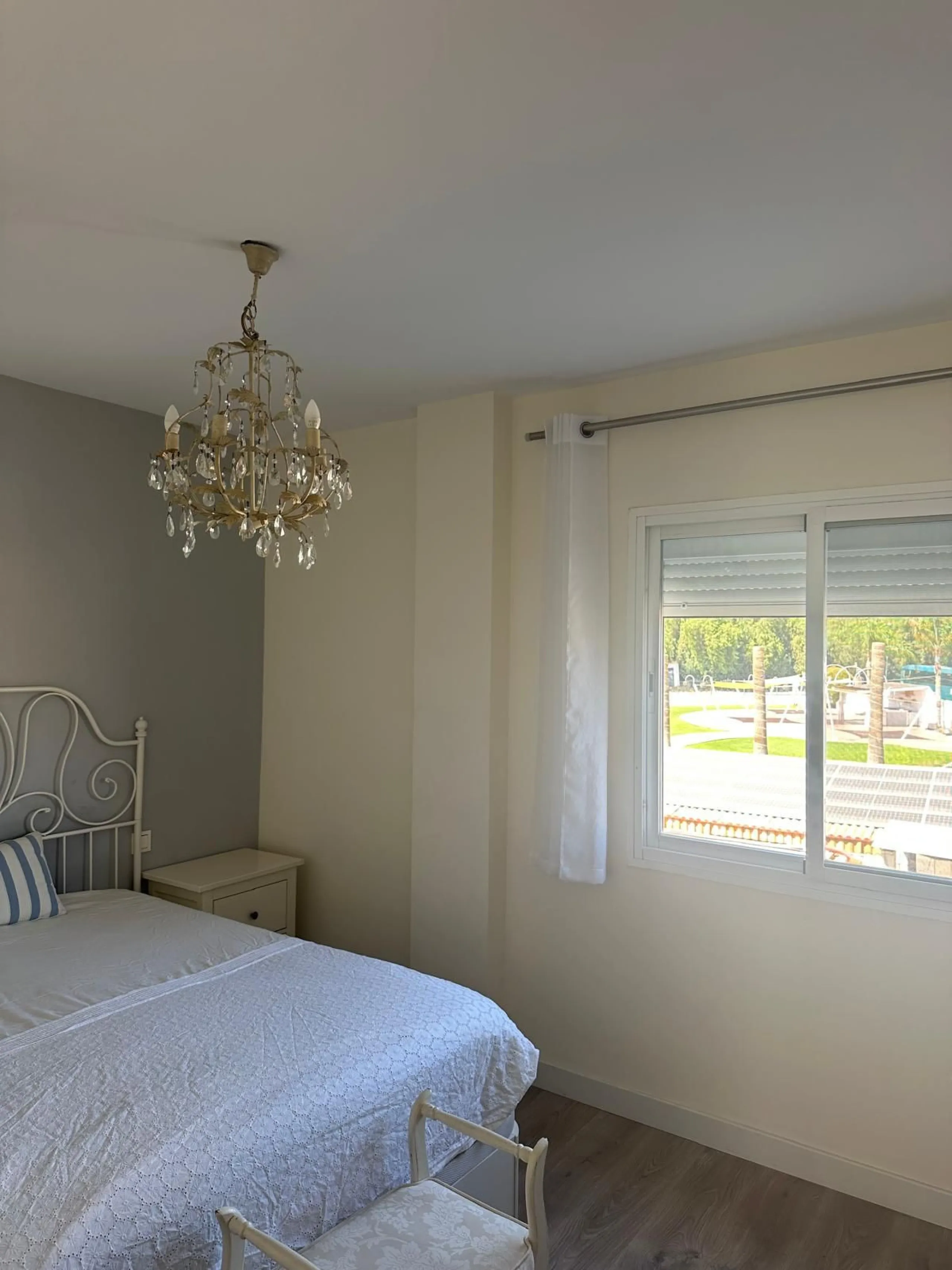 Duplex in the El Gamonal area,