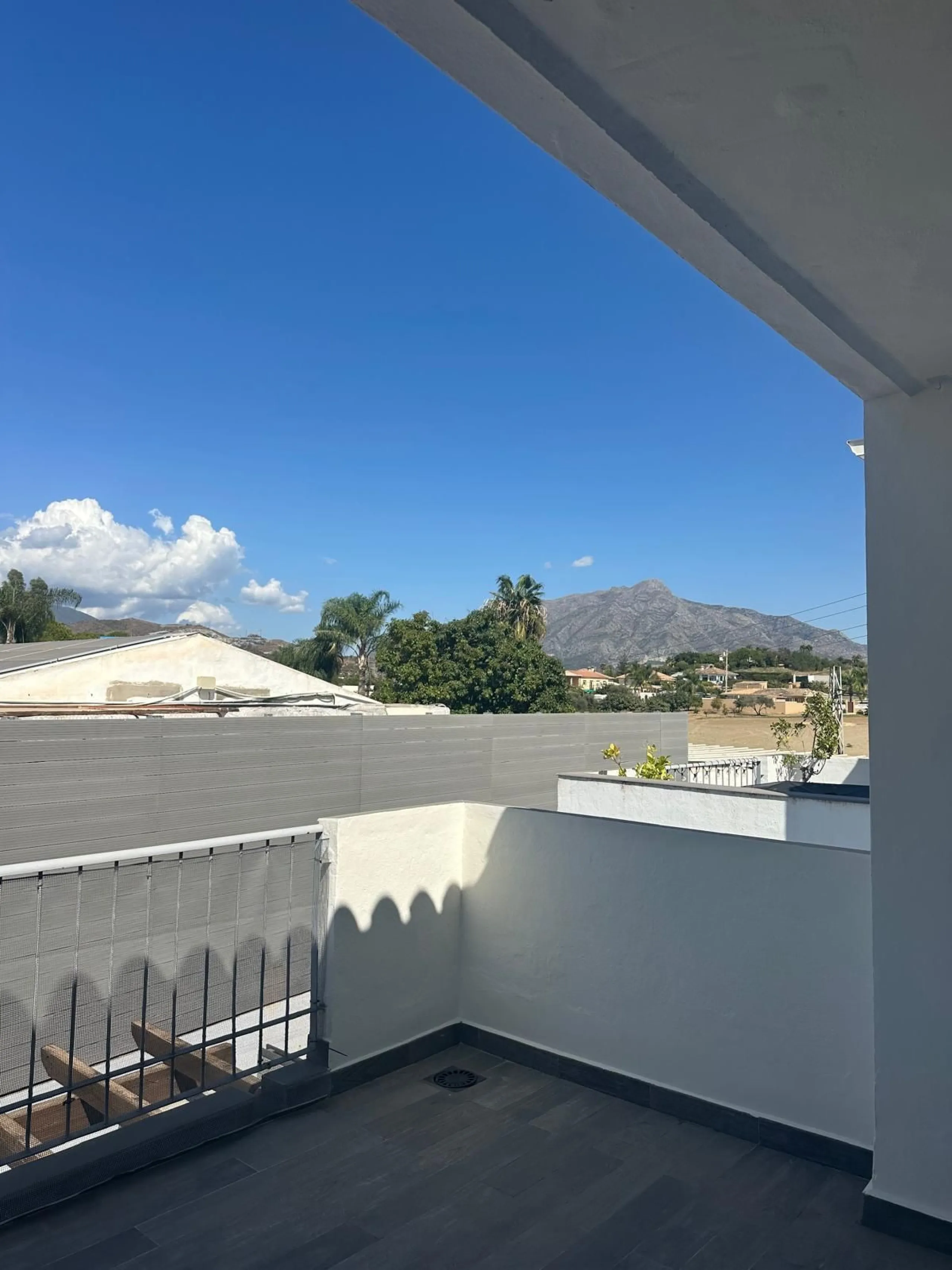 Duplex in the El Gamonal area,