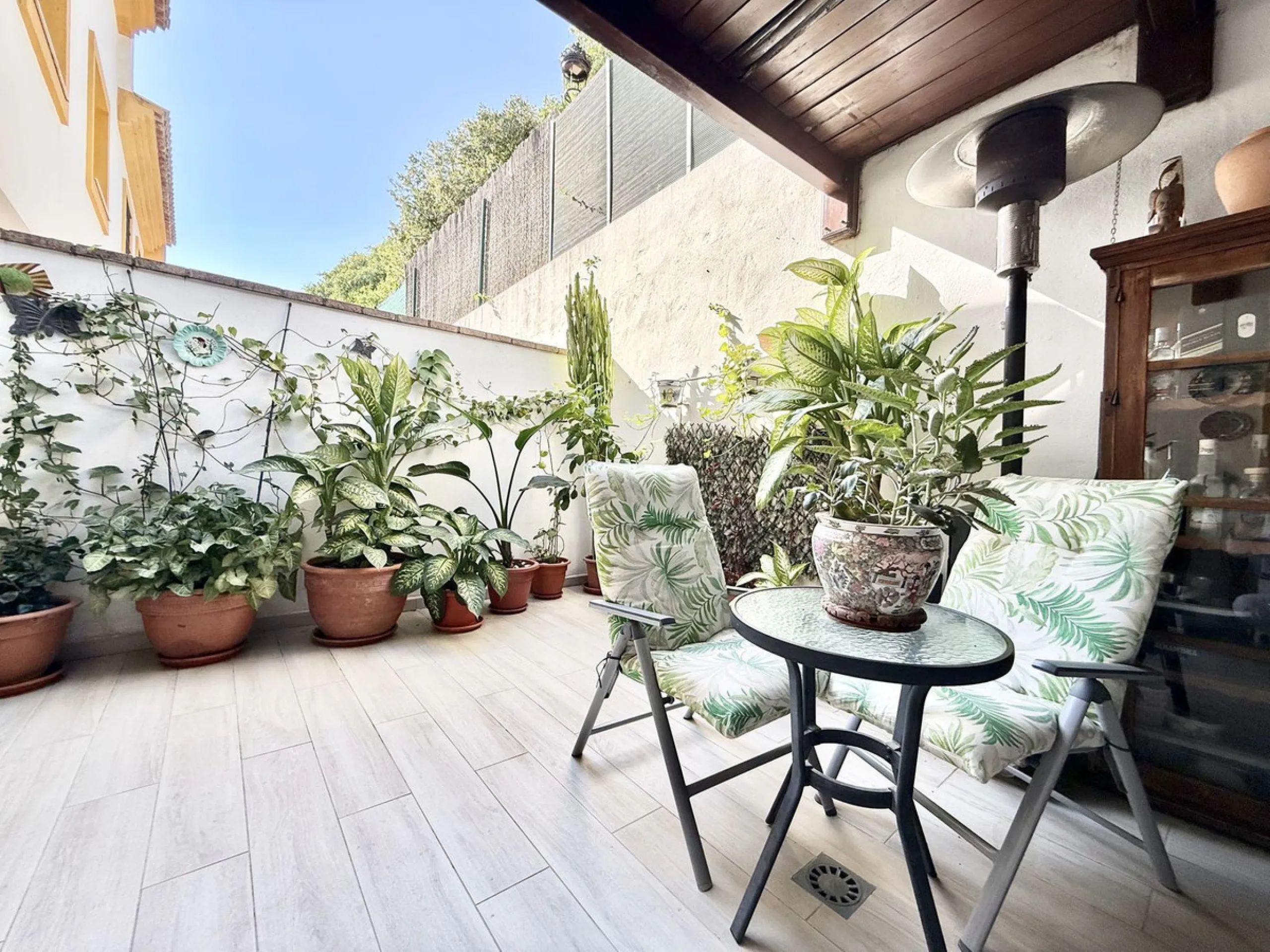 SEMI-DETACHED HOUSE IN CENTRAL ESTEPONA!