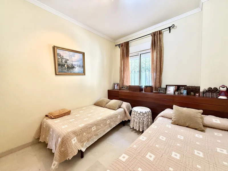 SEMI-DETACHED HOUSE IN CENTRAL ESTEPONA!
