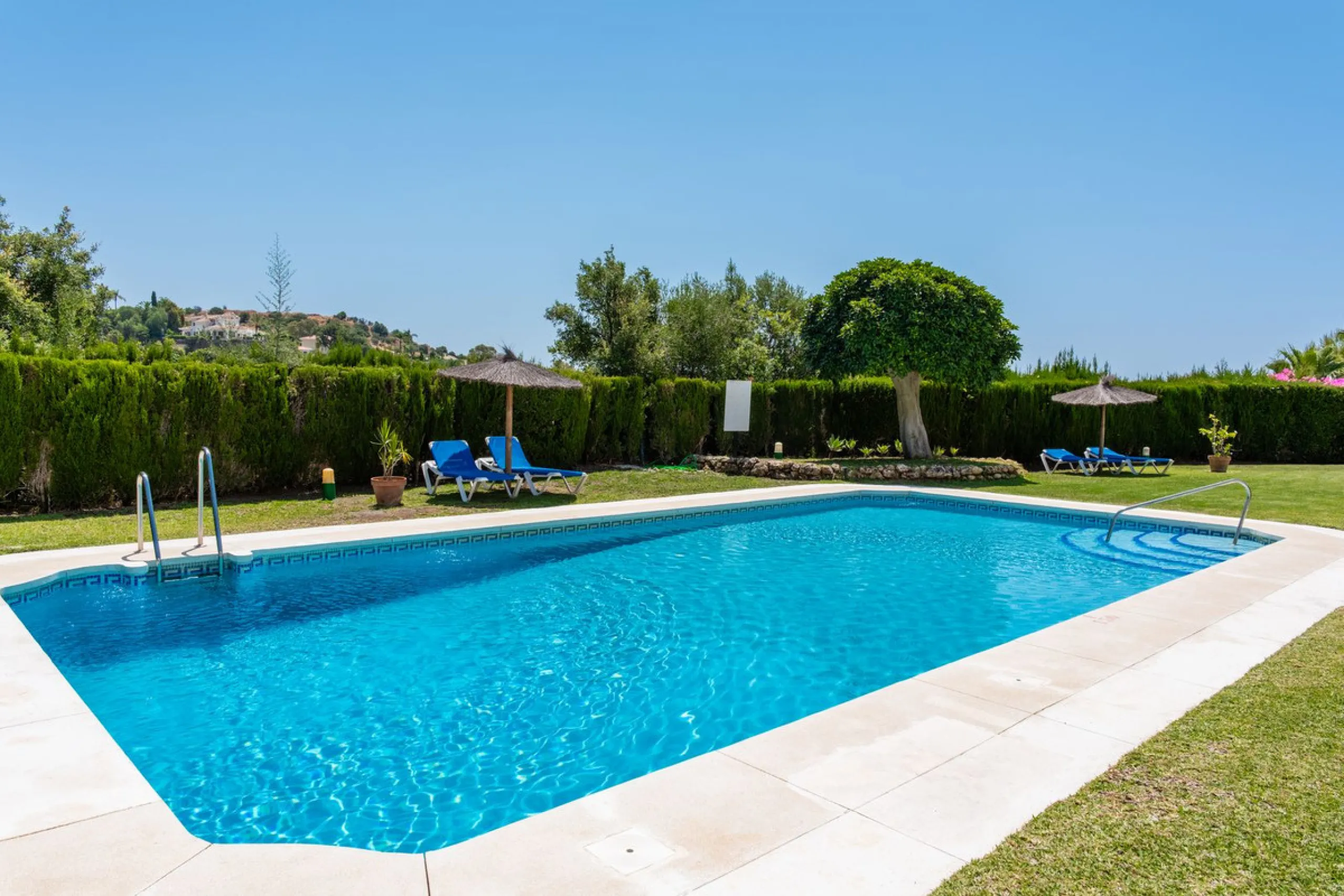 Located in the hills of Benahavis, this 143 sqm. residence is more than just an apartment; it is a curated experience of light and volume. As one of the largest units in this complex, the home has been meticulously reimagined to meet the exacting standard