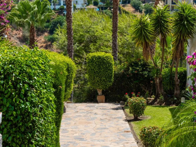 Located in the hills of Benahavis, this 143 sqm. residence is more than just an apartment; it is a curated experience of light and volume. As one of the largest units in this complex, the home has been meticulously reimagined to meet the exacting standard