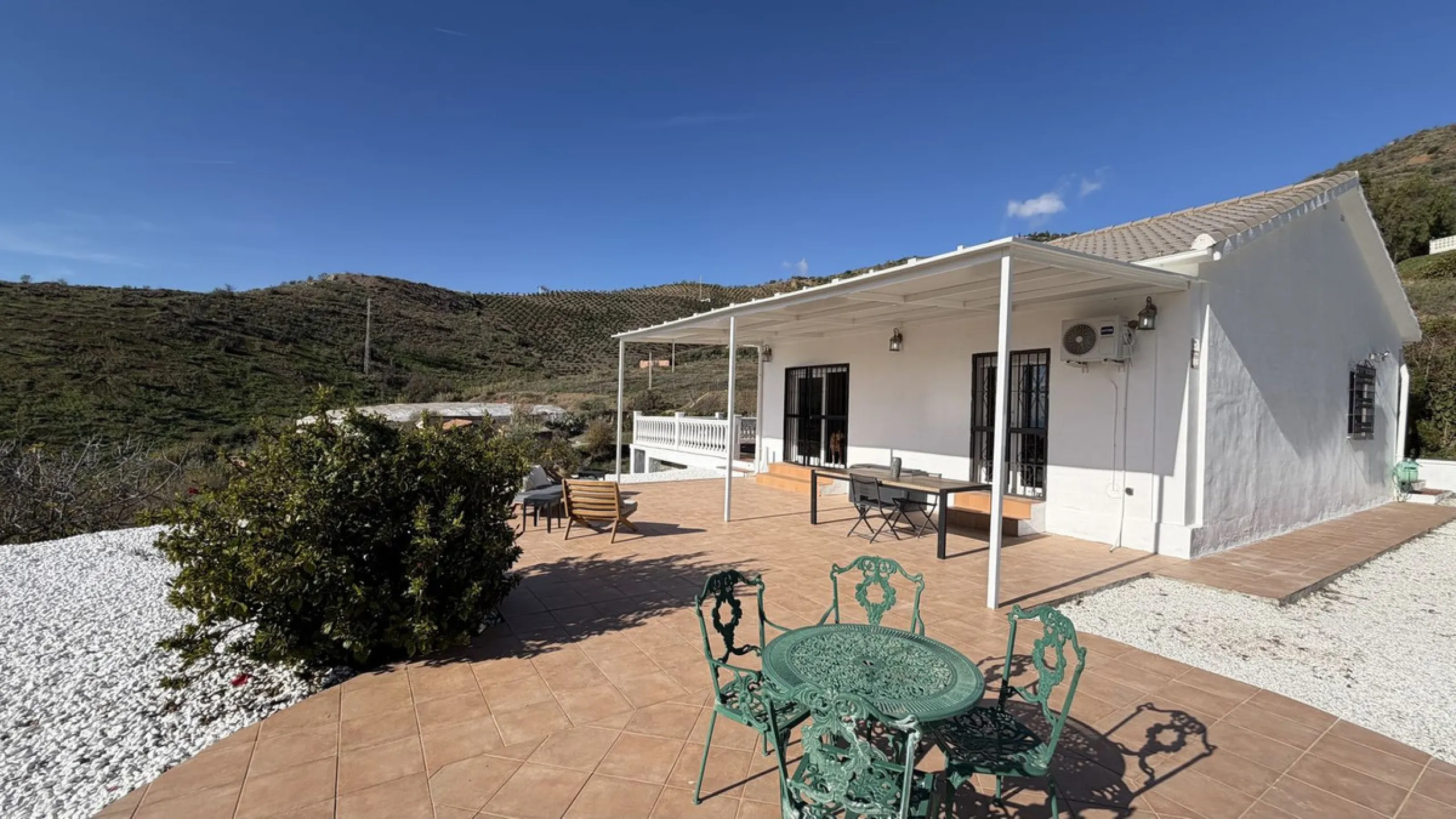Country Property with Private Pool & Sea Views – Under 15 Minutes to the Beach in Rincon de la Victoria