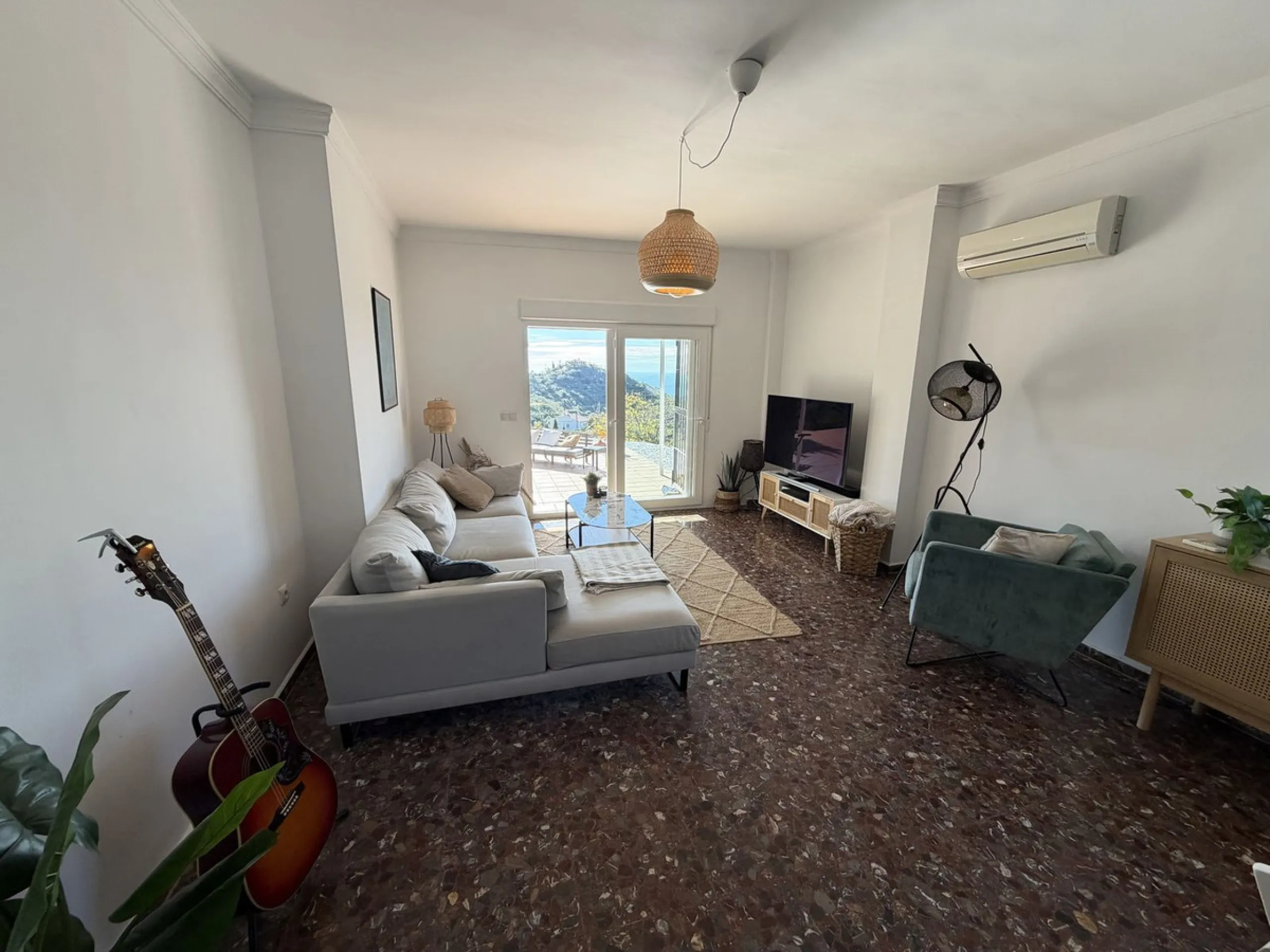 Country Property with Private Pool & Sea Views – Under 15 Minutes to the Beach in Rincon de la Victoria