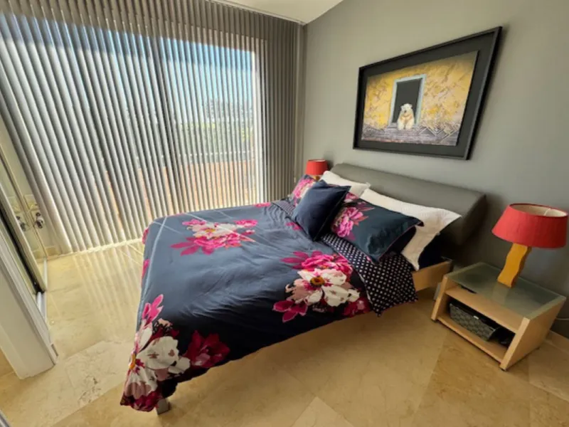 This bright unusually large 2 bedroom luxury, south facing penthouse is situated within the exclusive, beautifully kept, luxury complex  in Riviera del Sol next to the prestigious Miraflores Golf Club House.The property consists of a very large lounge/din