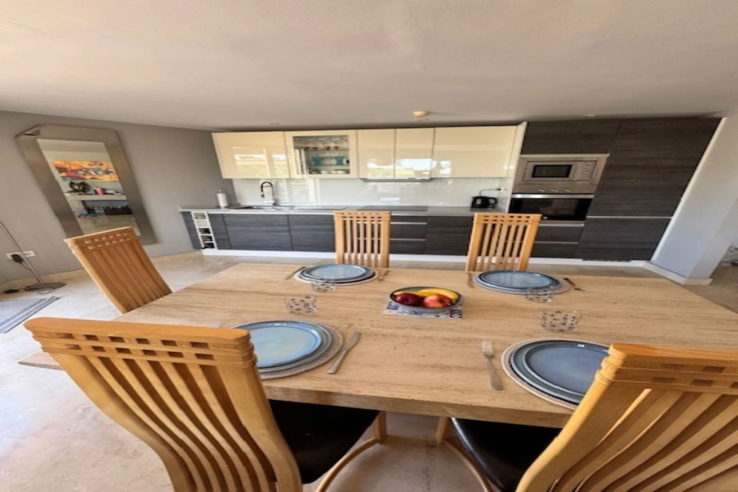 This bright unusually large 2 bedroom luxury, south facing penthouse is situated within the exclusive, beautifully kept, luxury complex  in Riviera del Sol next to the prestigious Miraflores Golf Club House.The property consists of a very large lounge/din