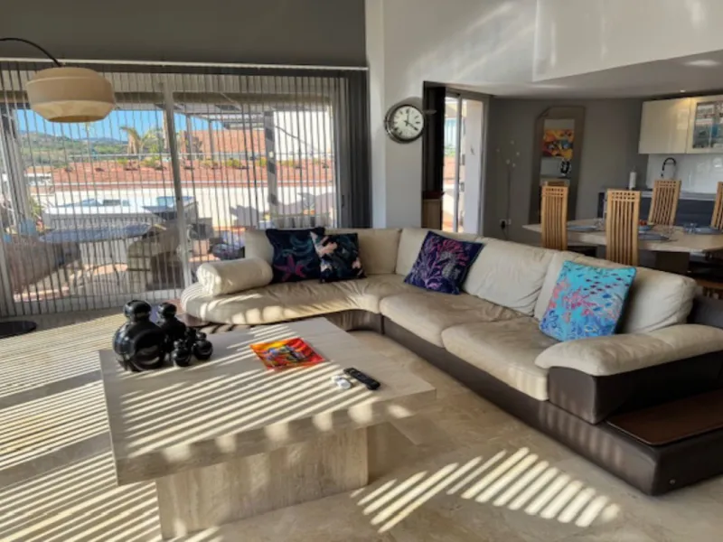 This bright unusually large 2 bedroom luxury, south facing penthouse is situated within the exclusive, beautifully kept, luxury complex  in Riviera del Sol next to the prestigious Miraflores Golf Club House.The property consists of a very large lounge/din