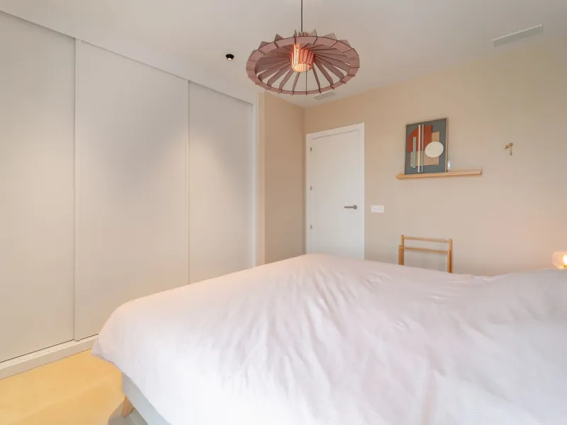 Step into a new standard of modern living in Higuerón, where design, technology and Mediterranean comfort come together in a beautifully finished apartment that feels both refined and effortlessly welcoming. Recently completed and ready to move into, this