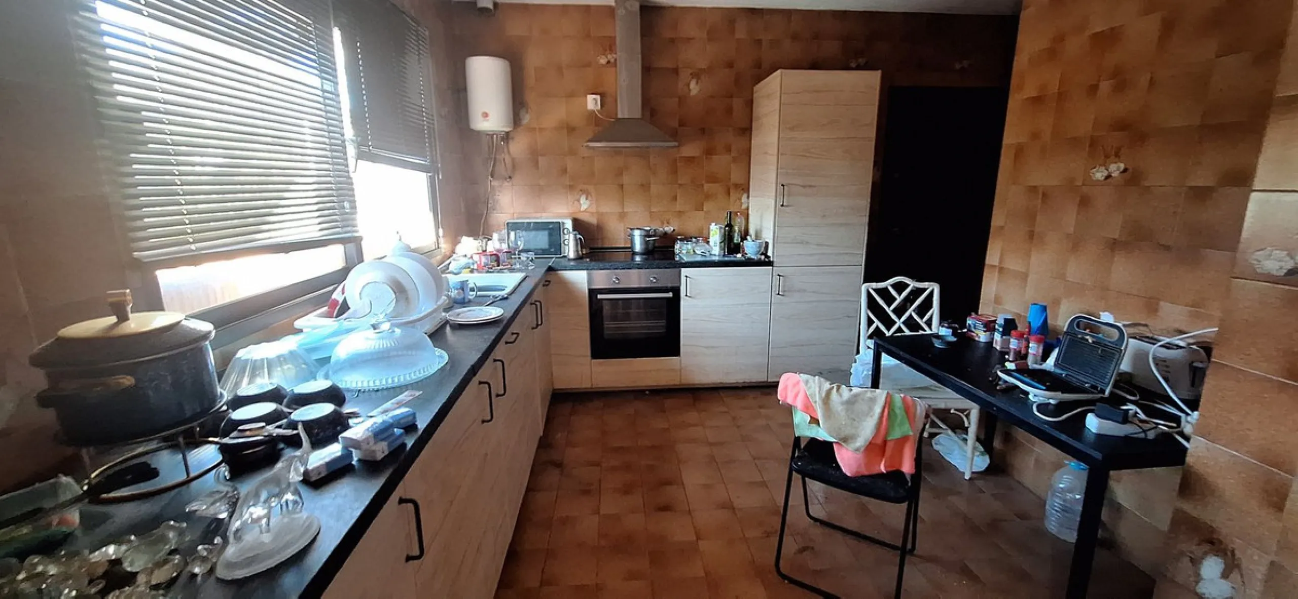 Detached villa in Torreblanca, Fuengirola, with endless renovation possibilities to adapt it to your own lifestyle.