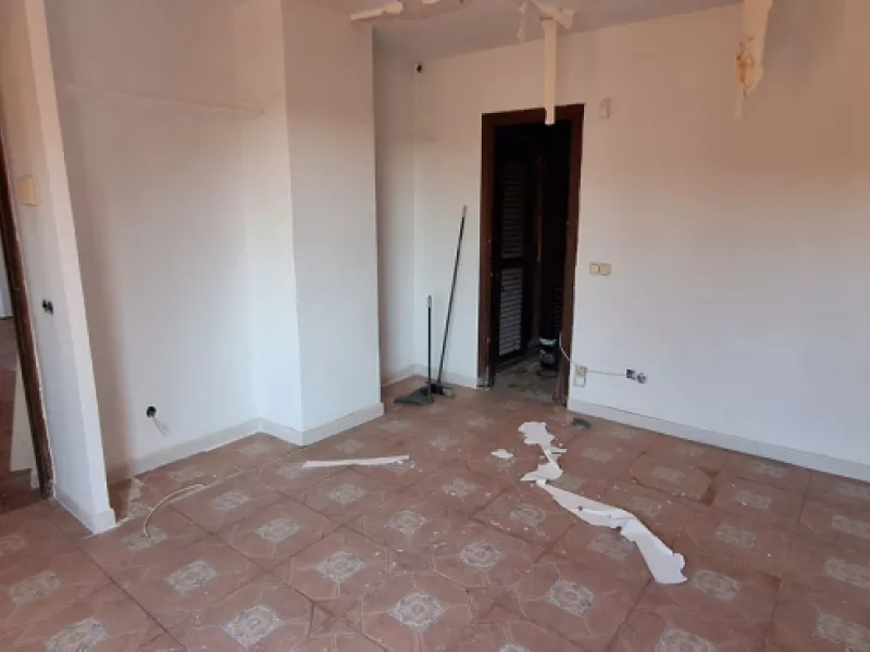 Detached villa in Torreblanca, Fuengirola, with endless renovation possibilities to adapt it to your own lifestyle.