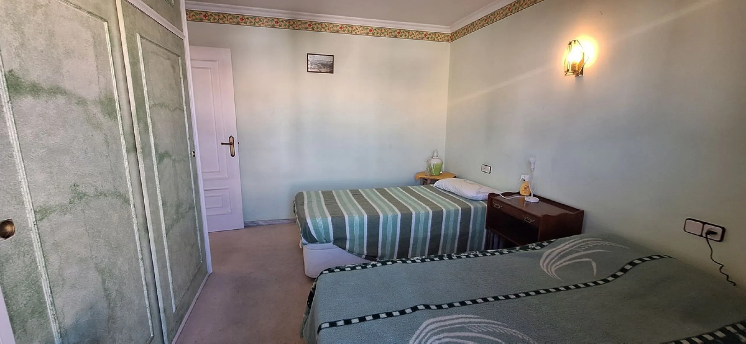 **Apartment in the heart of Fuengirola: Your seaside retreat!**