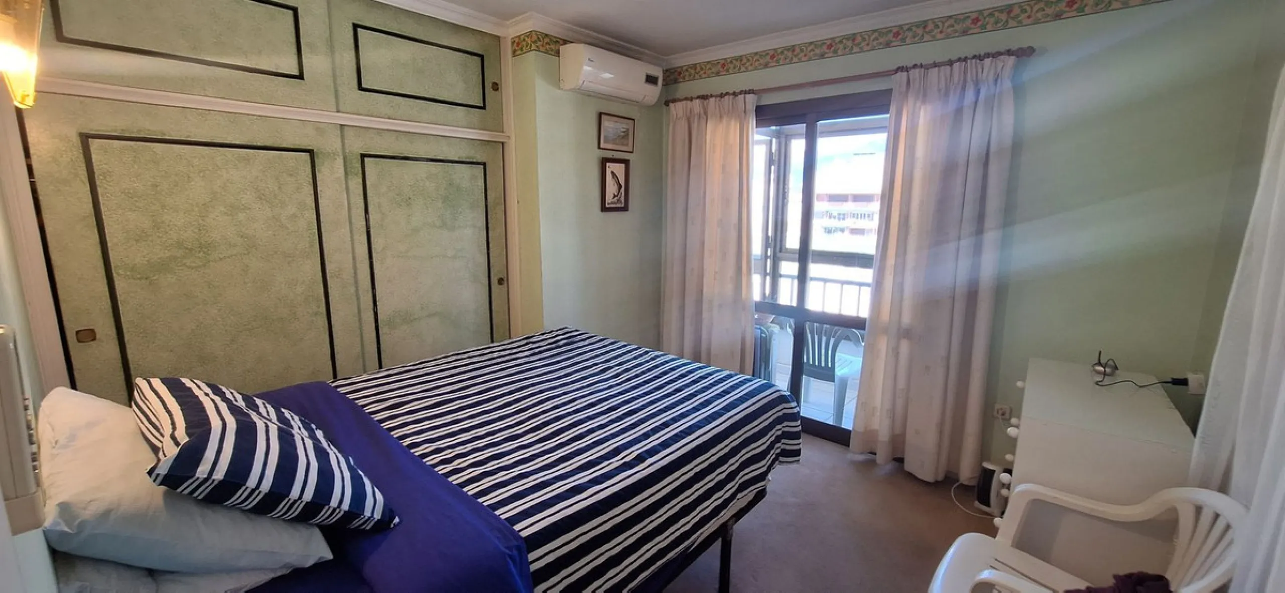 **Apartment in the heart of Fuengirola: Your seaside retreat!**