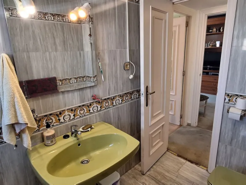 **Apartment in the heart of Fuengirola: Your seaside retreat!**