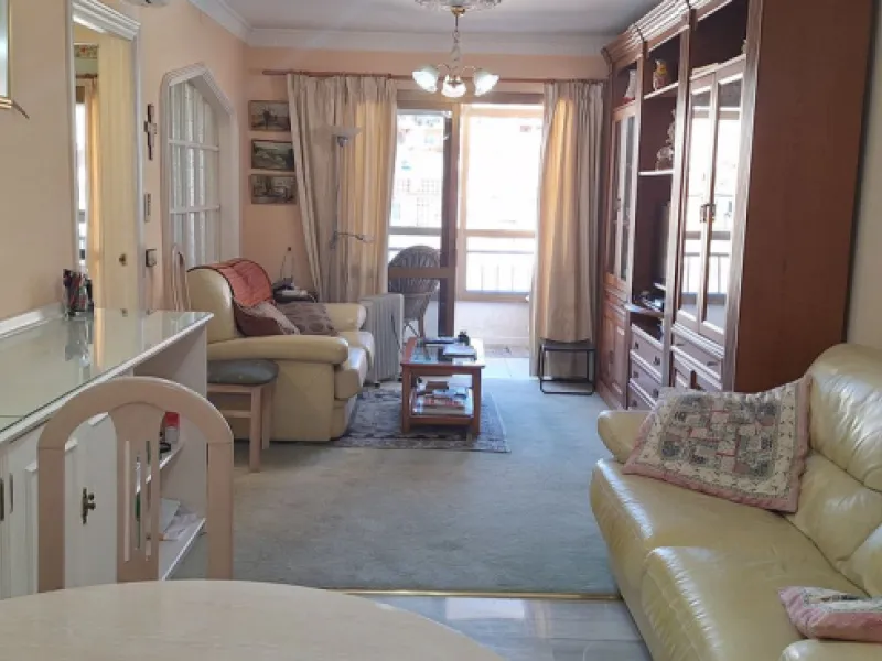 **Apartment in the heart of Fuengirola: Your seaside retreat!**