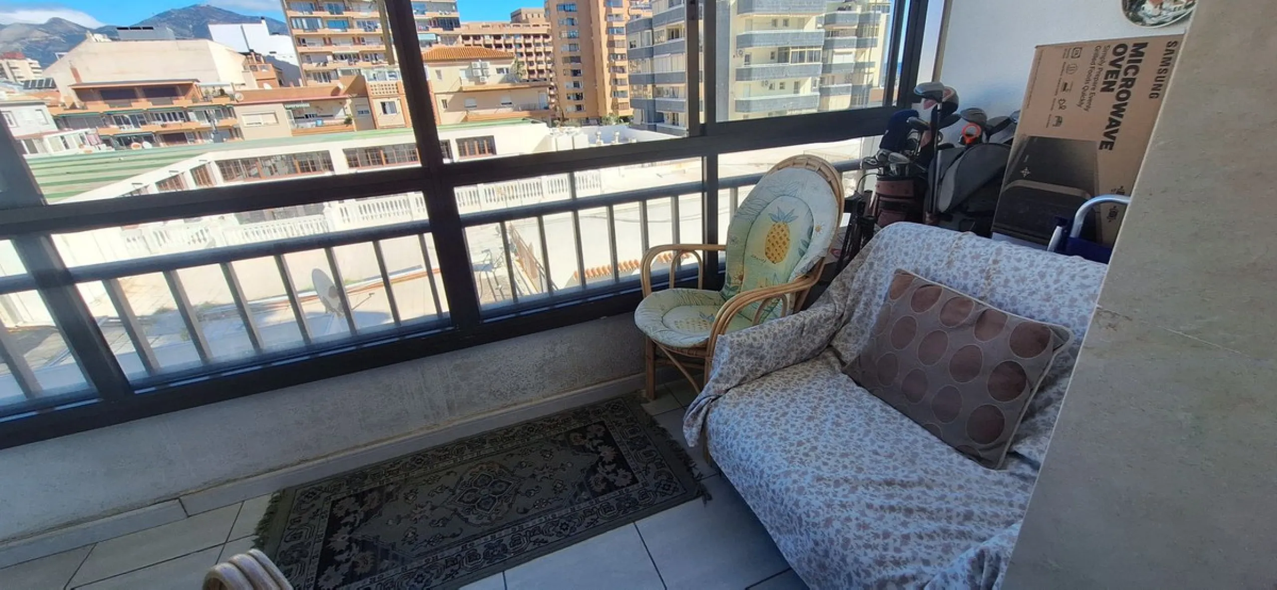 **Apartment in the heart of Fuengirola: Your seaside retreat!**
