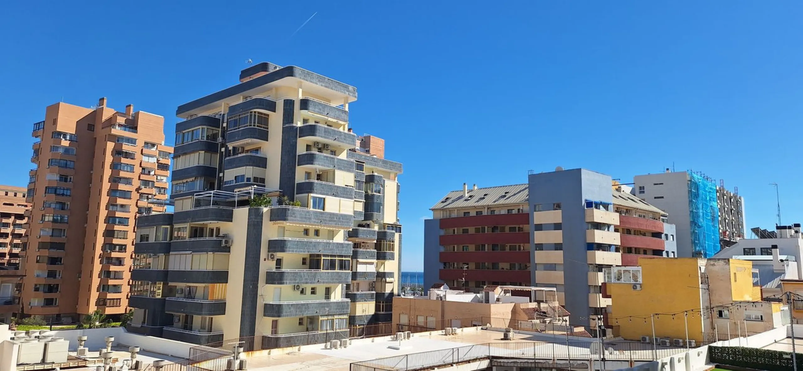 **Apartment in the heart of Fuengirola: Your seaside retreat!**