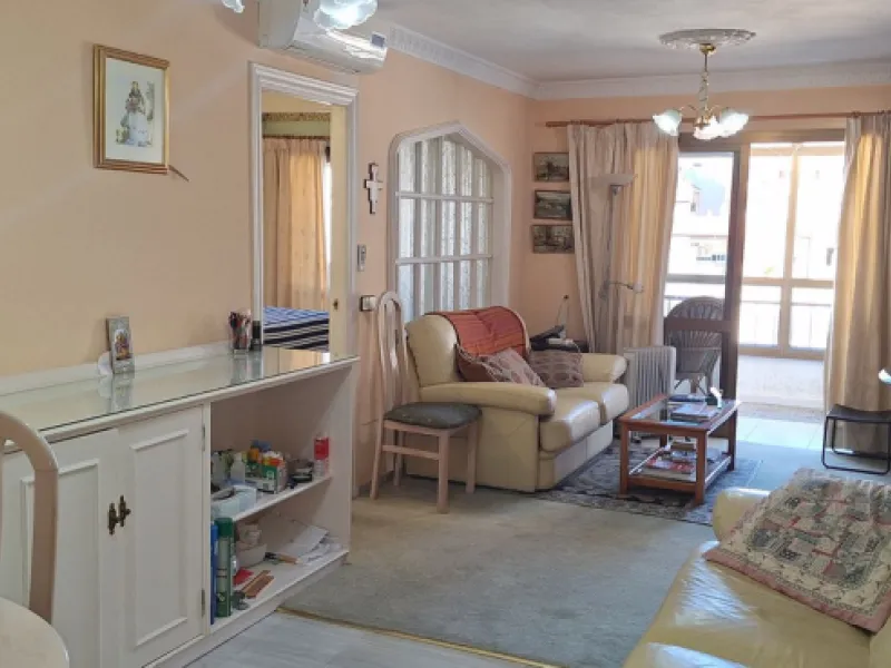 **Apartment in the heart of Fuengirola: Your seaside retreat!**