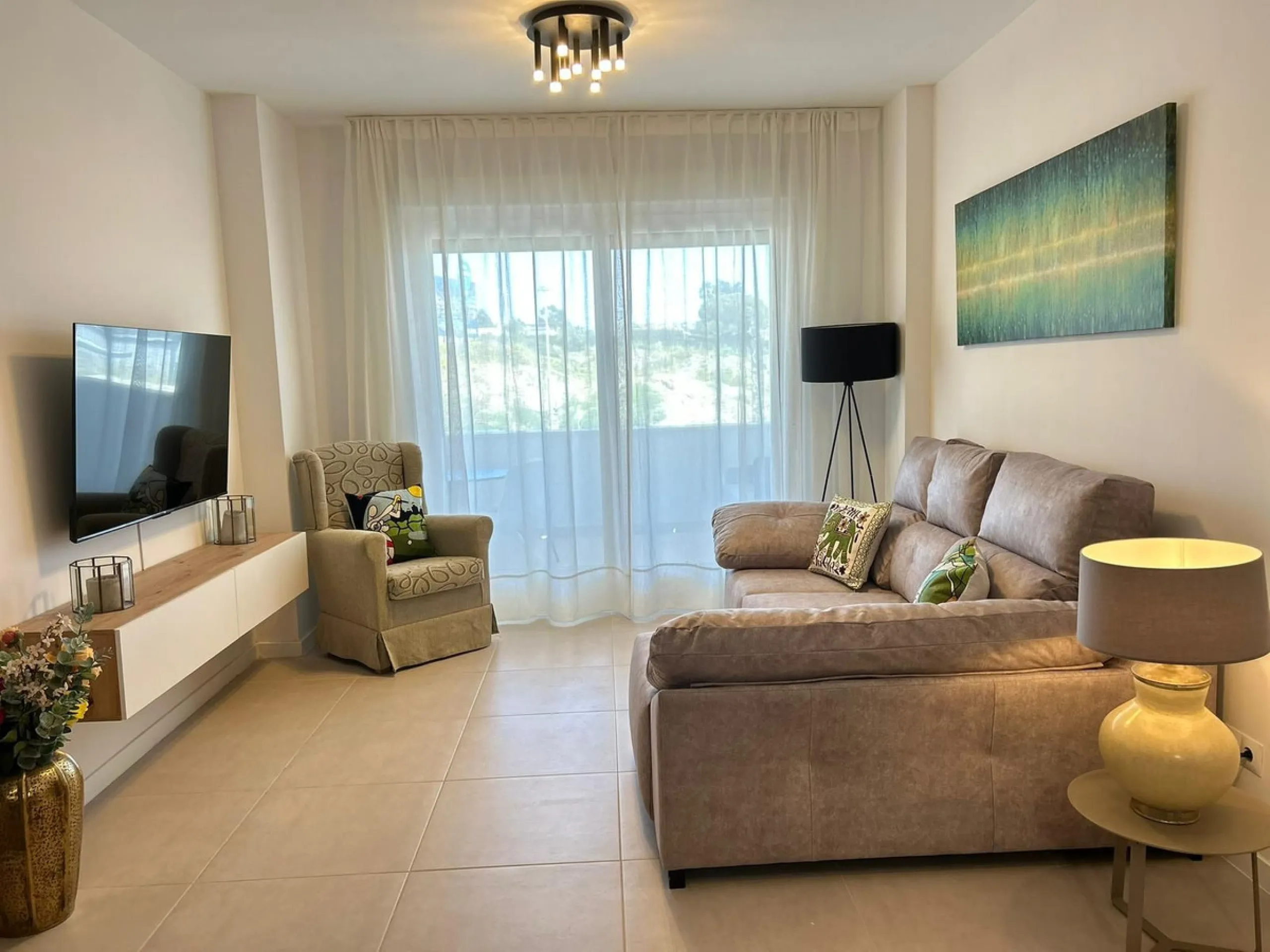 Your Place in the Sun – Stylish 2-Bed Garden Apartment in Prime Location in Estepona  Celere Sea VIews