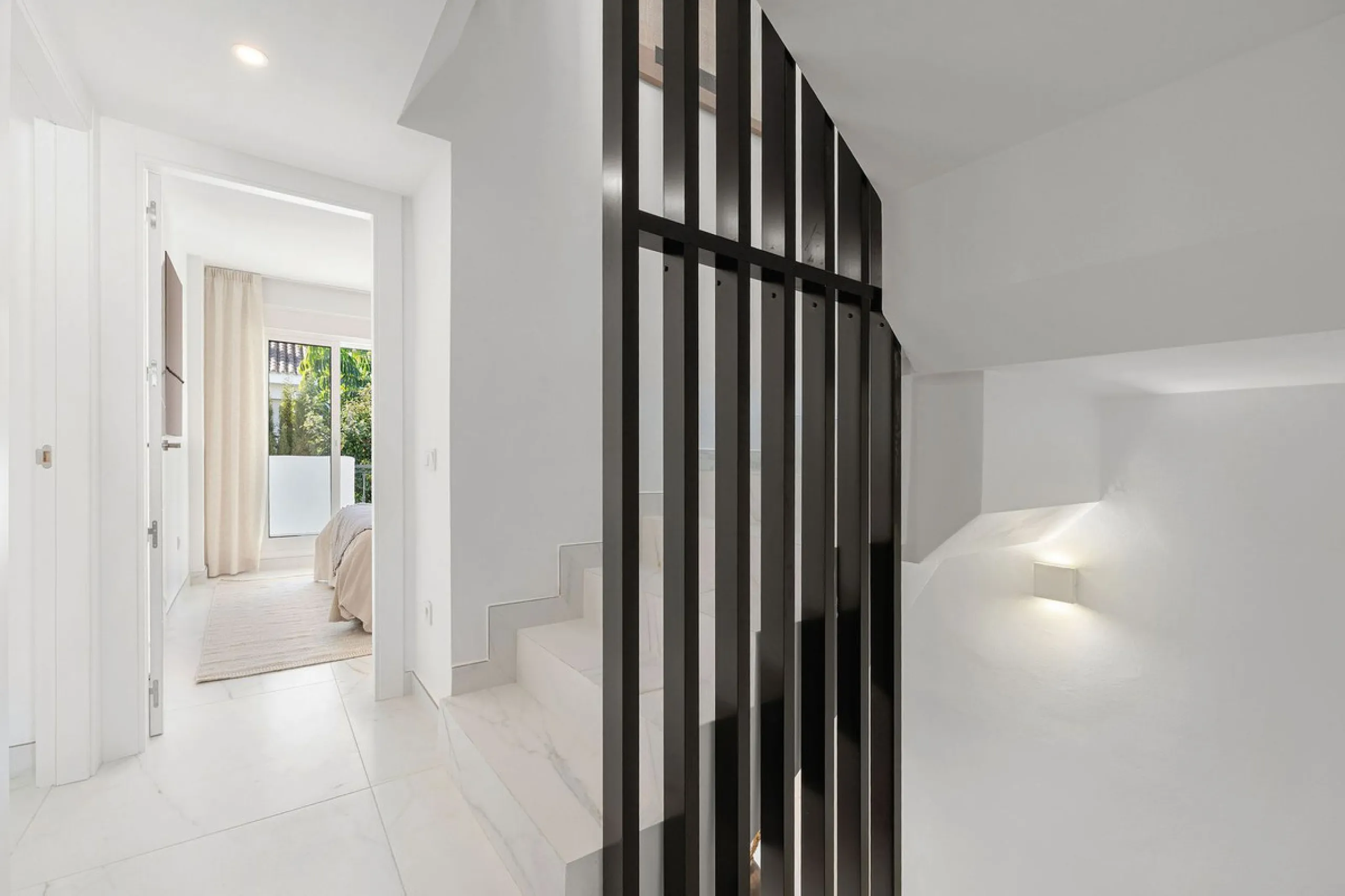 Welcome to this exceptional townhouse where contemporary luxury meets comfort and effortless lifestyle!
