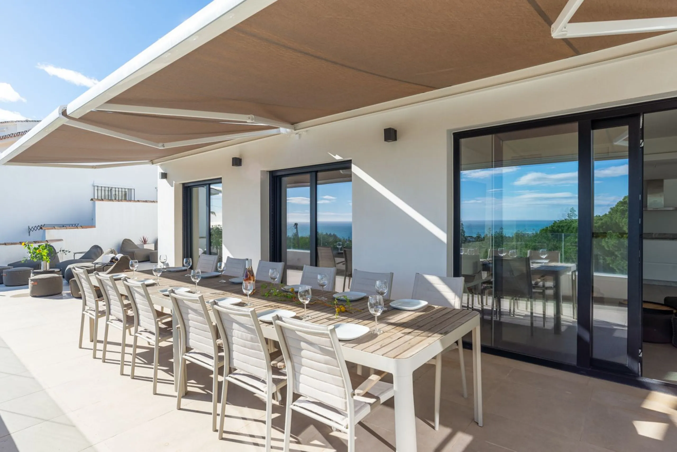 Beautiful newly renovated 6 bed villa in La Cala.
