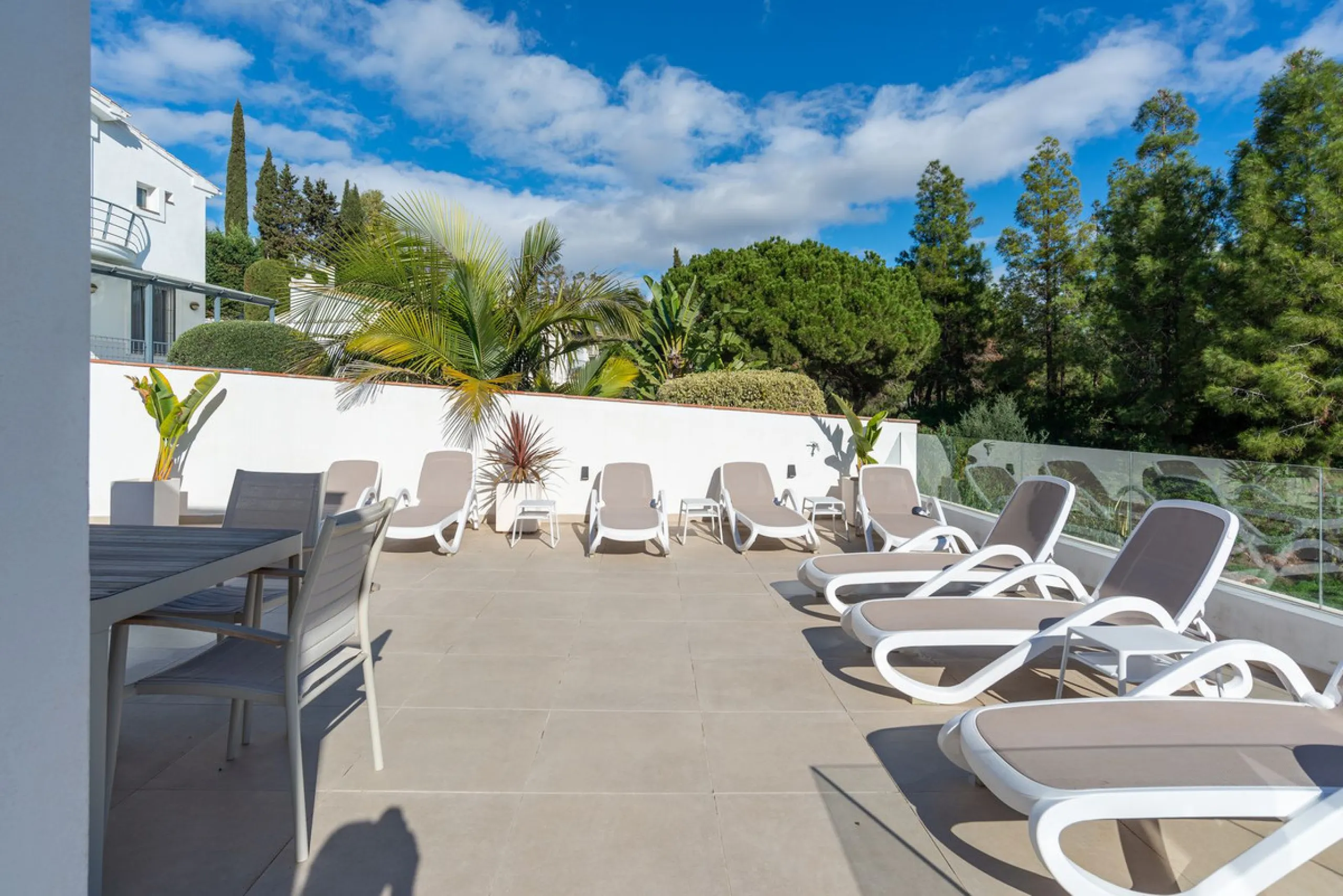 Beautiful newly renovated 6 bed villa in La Cala.