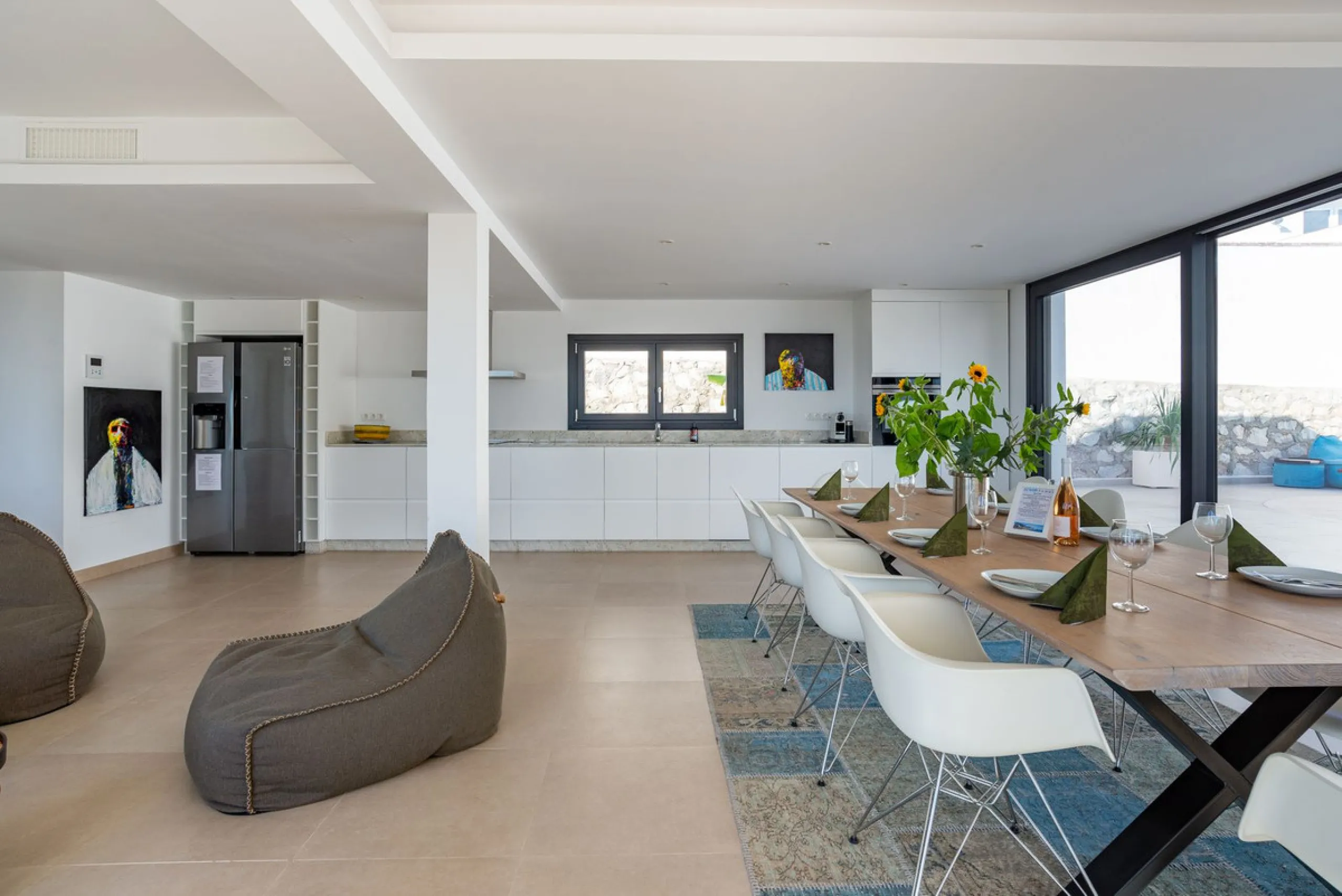 Beautiful newly renovated 6 bed villa in La Cala.