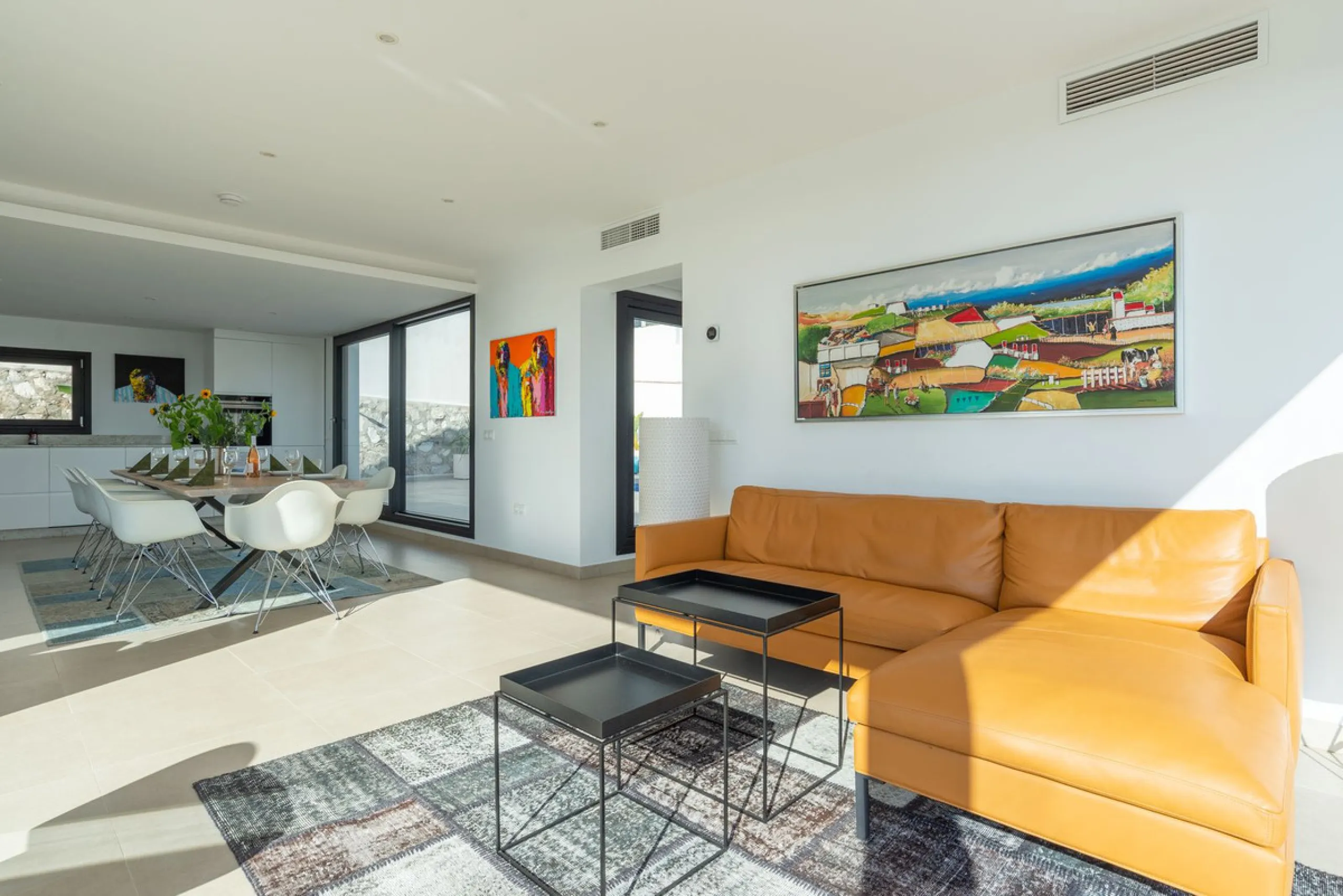 Beautiful newly renovated 6 bed villa in La Cala.