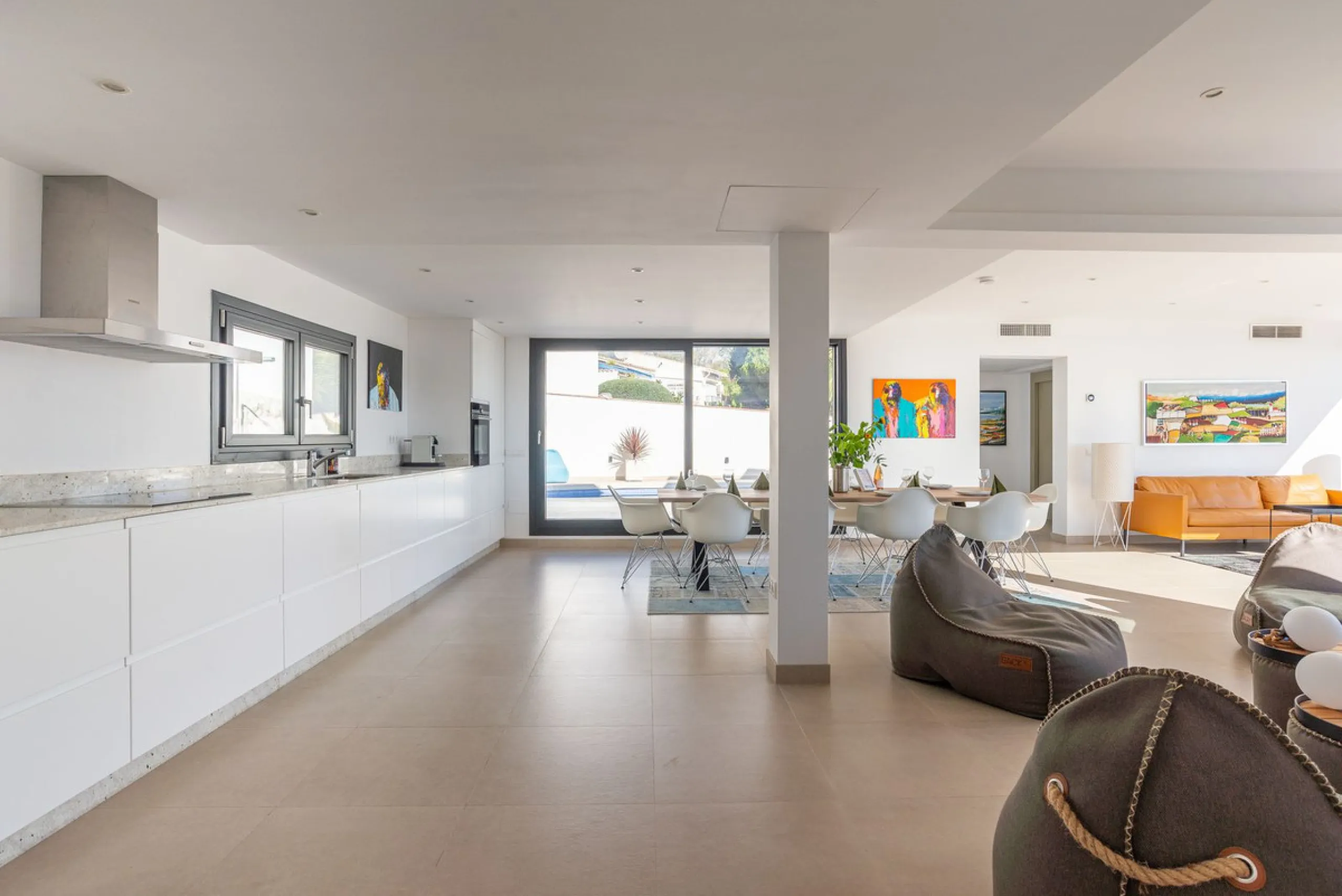 Beautiful newly renovated 6 bed villa in La Cala.