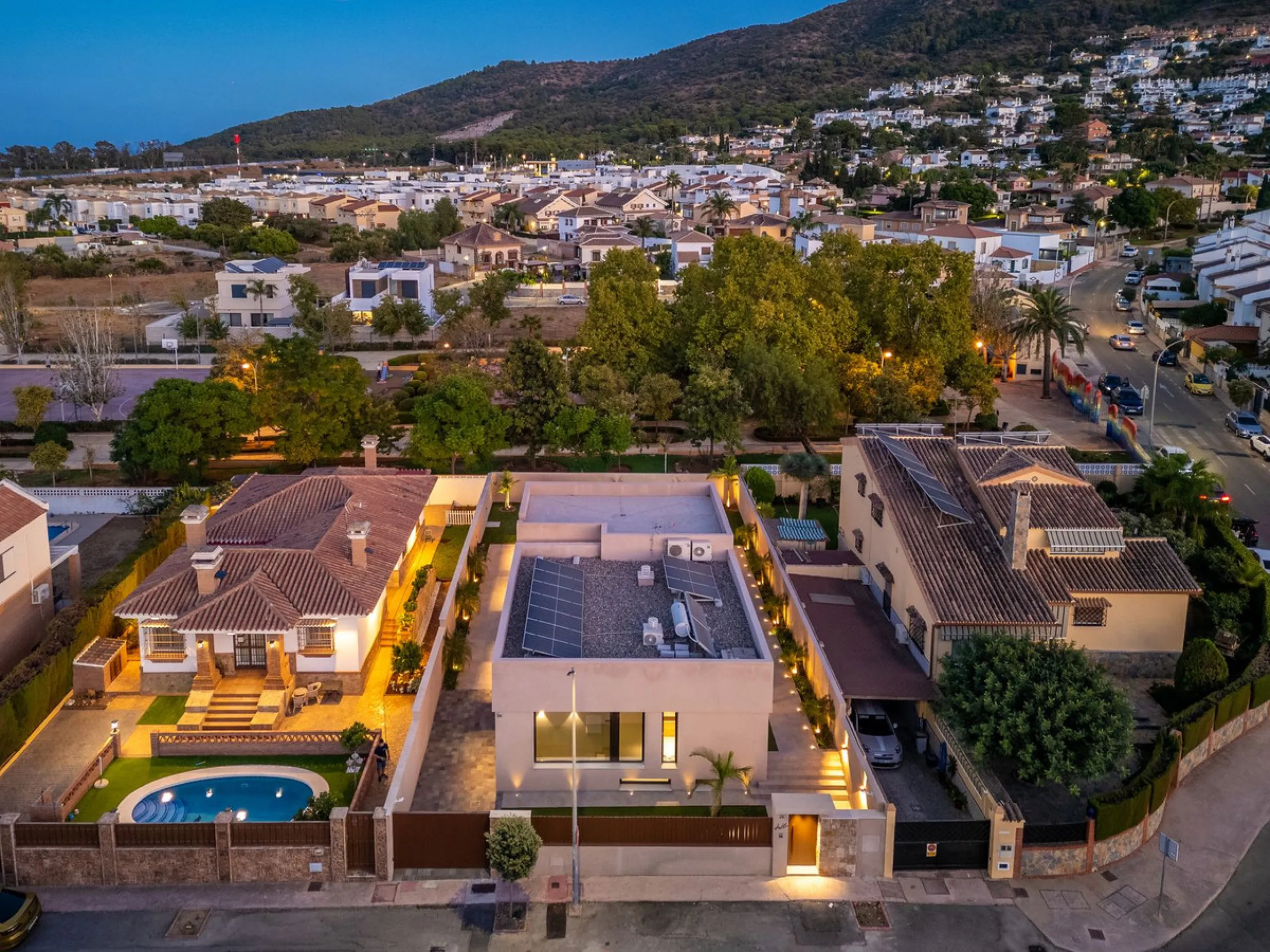 House - Detached Villa в продаже в Alhaurín de la Torre, Málaga. В доме 4 спален и 3 ванных комнат. Площадь дома 520 м²