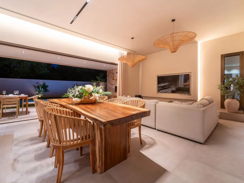 House - Detached Villa в продаже в Alhaurín de la Torre, Málaga. В доме 4 спален и 3 ванных комнат. Площадь дома 520 м²