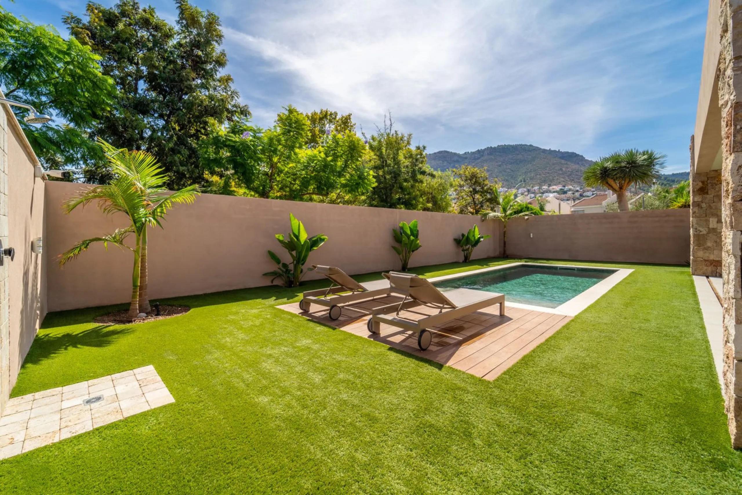 House - Detached Villa в продаже в Alhaurín de la Torre, Málaga. В доме 4 спален и 3 ванных комнат. Площадь дома 520 м²