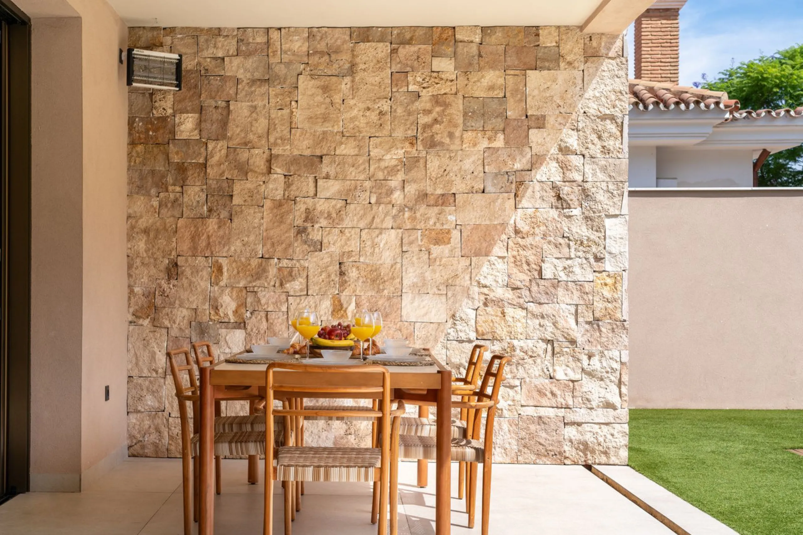 House - Detached Villa в продаже в Alhaurín de la Torre, Málaga. В доме 4 спален и 3 ванных комнат. Площадь дома 520 м²