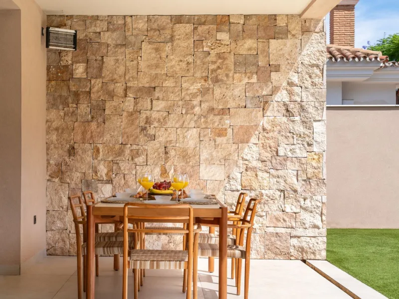 House - Detached Villa в продаже в Alhaurín de la Torre, Málaga. В доме 4 спален и 3 ванных комнат. Площадь дома 520 м²