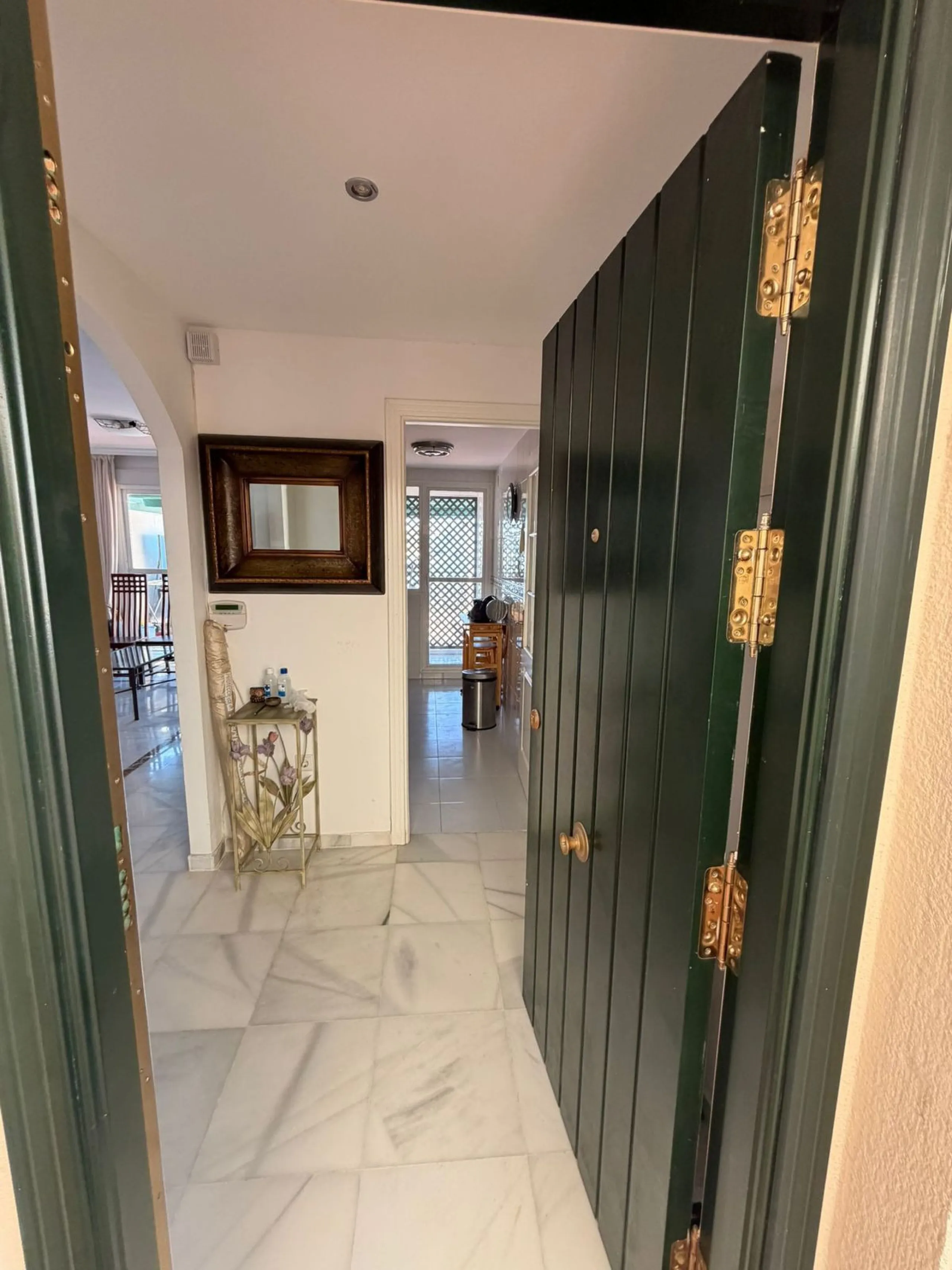 Apartment - Penthouse в продаже в Marbella, Málaga. В доме 2 спален и 2 ванных комнат. Площадь дома 97 м²