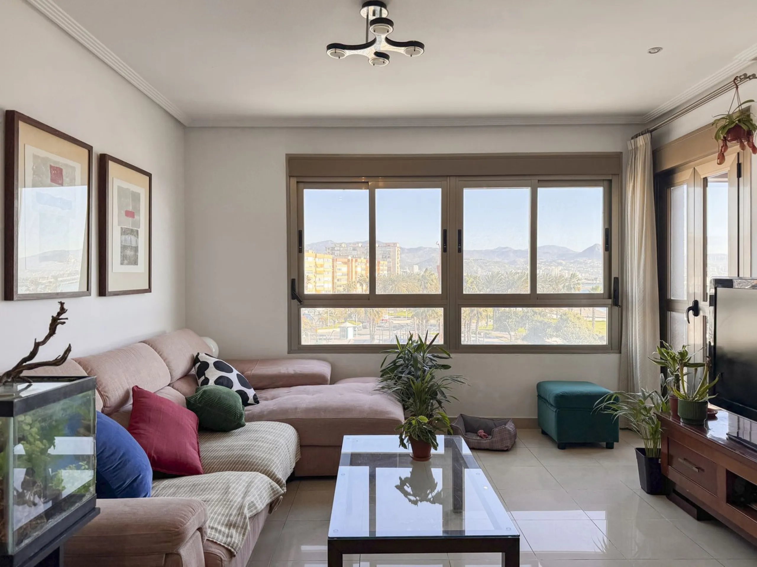 Exclusive Beachfront Apartment in Huelin, Málaga