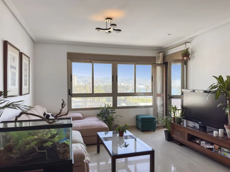Exclusive Beachfront Apartment in Huelin, Málaga