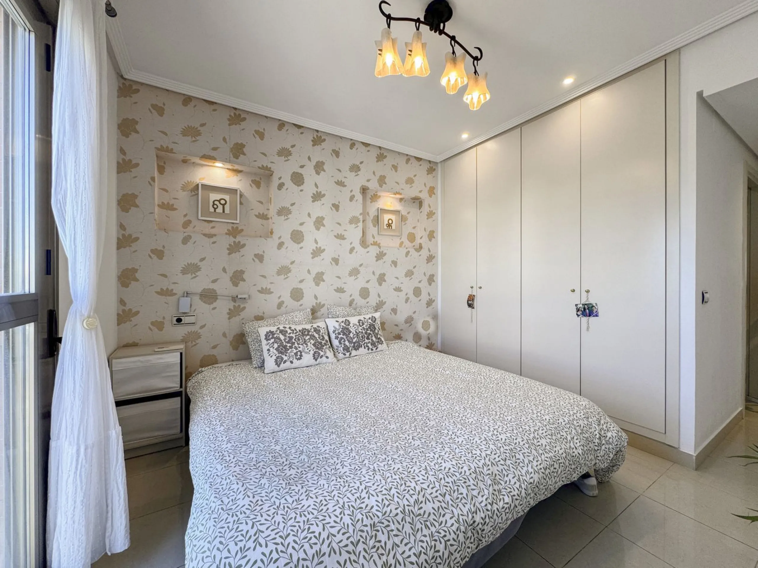 Exclusive Beachfront Apartment in Huelin, Málaga