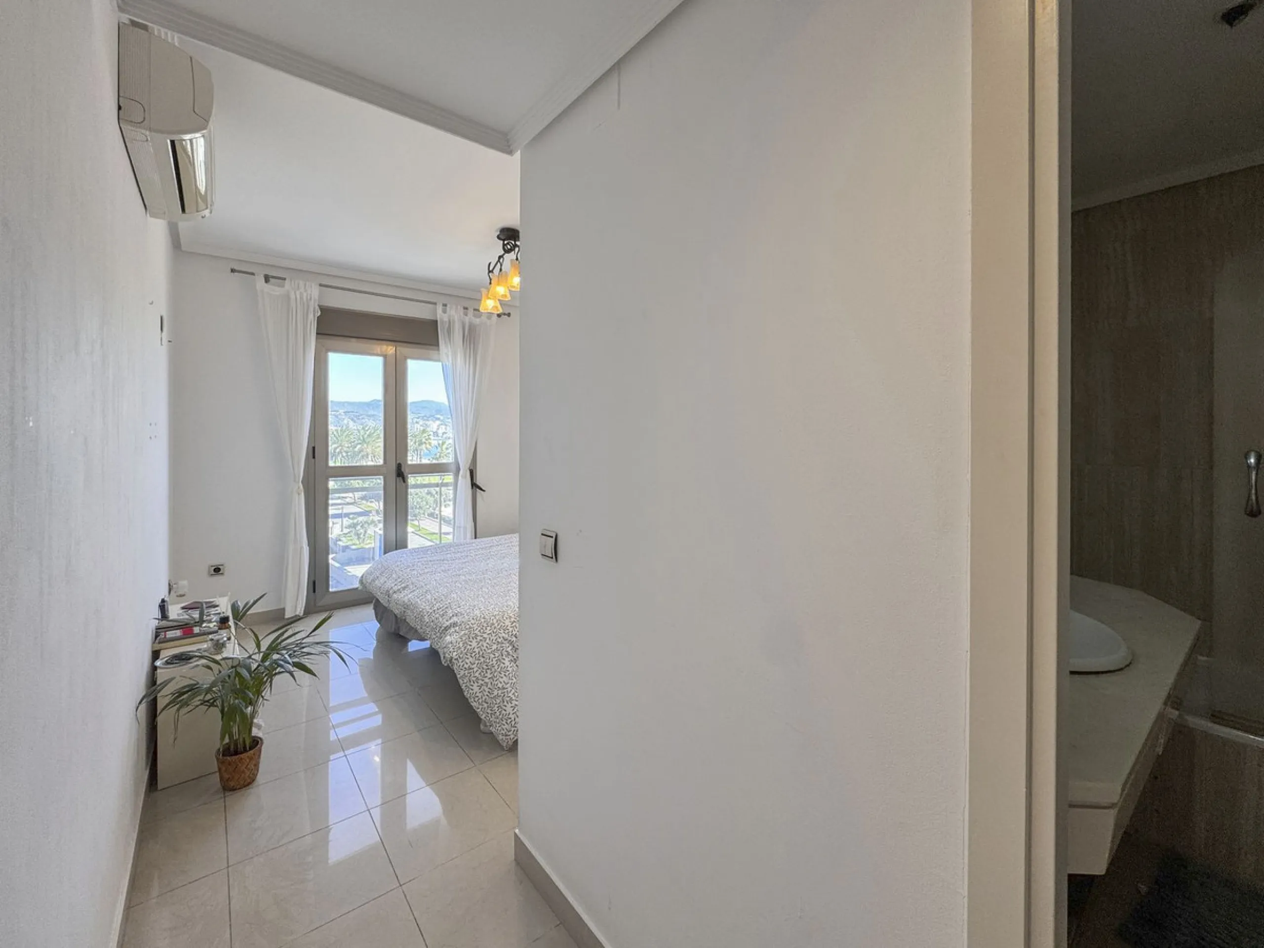 Exclusive Beachfront Apartment in Huelin, Málaga