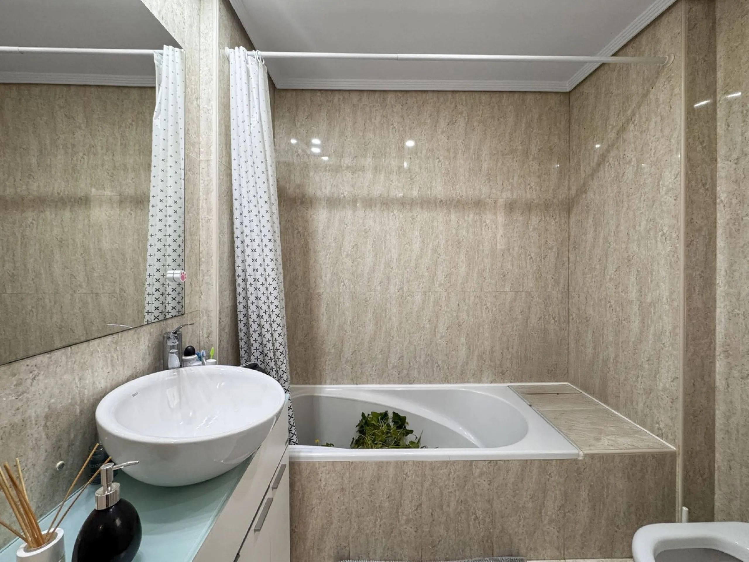 Exclusive Beachfront Apartment in Huelin, Málaga