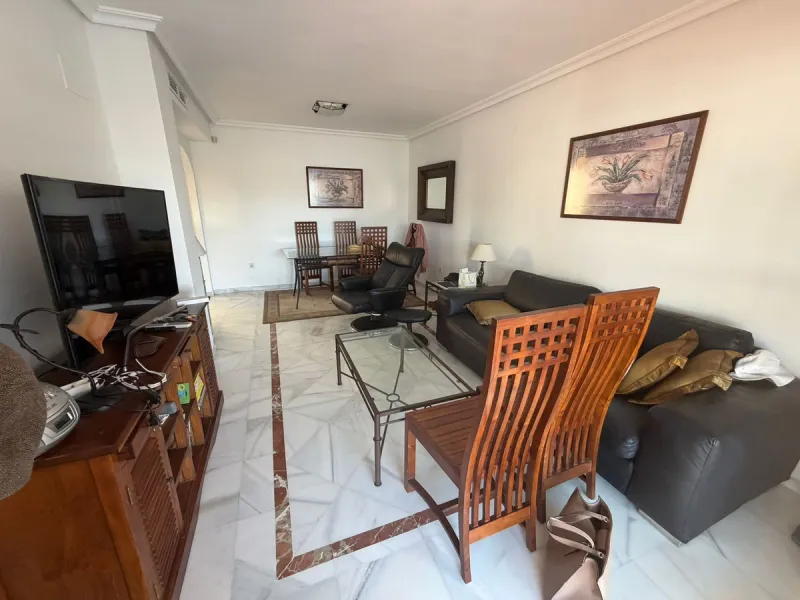 Apartment - Penthouse в продаже в Marbella, Málaga. В доме 2 спален и 2 ванных комнат. Площадь дома 97 м²