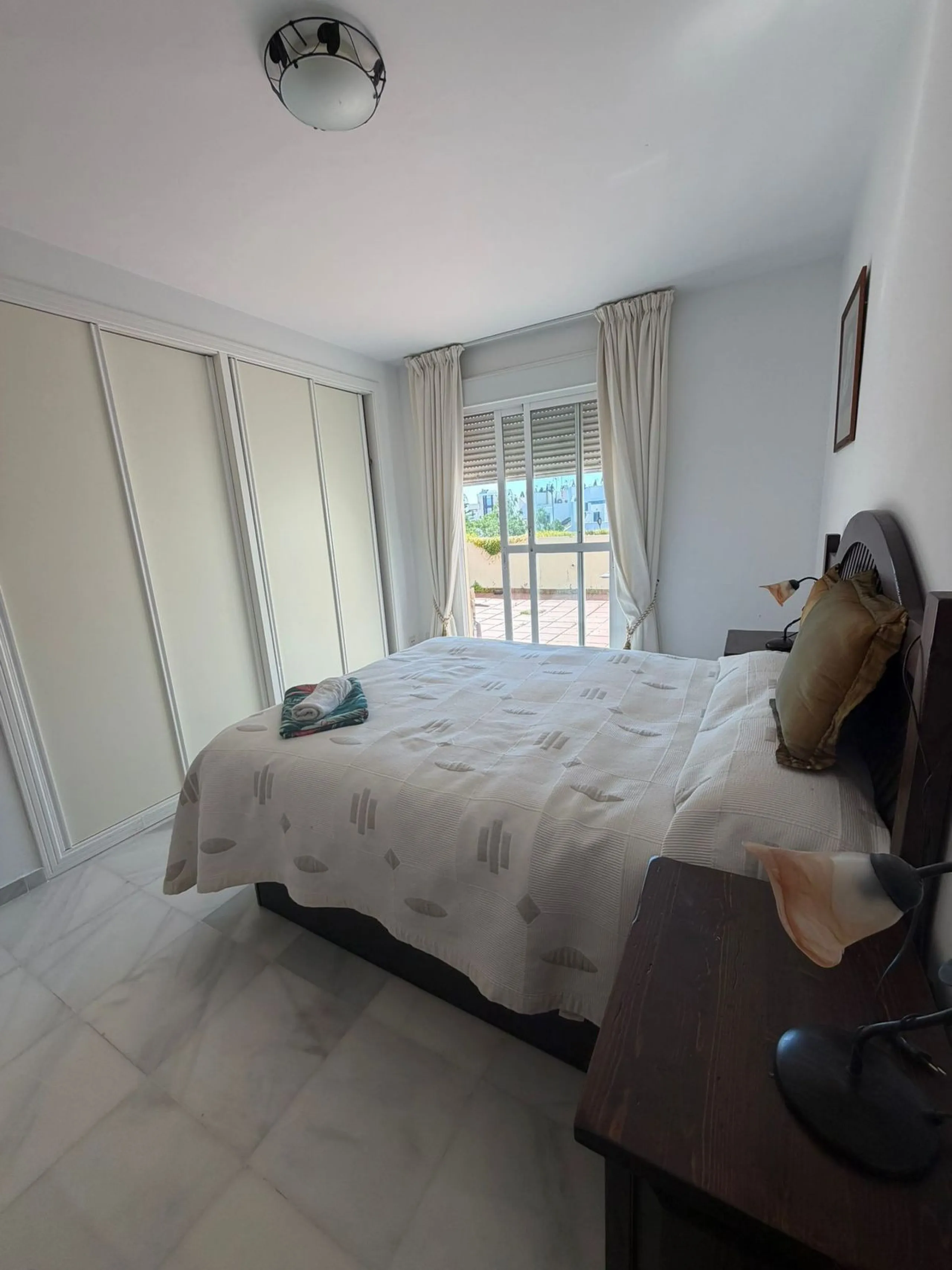 Apartment - Penthouse в продаже в Marbella, Málaga. В доме 2 спален и 2 ванных комнат. Площадь дома 97 м²