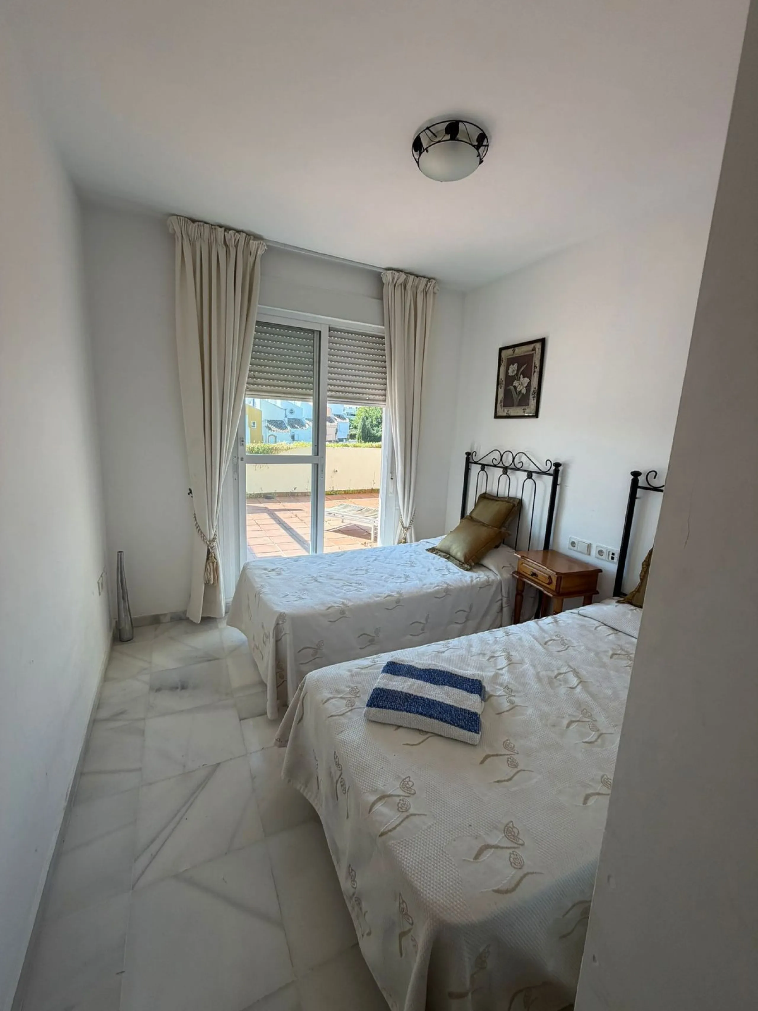 Apartment - Penthouse в продаже в Marbella, Málaga. В доме 2 спален и 2 ванных комнат. Площадь дома 97 м²