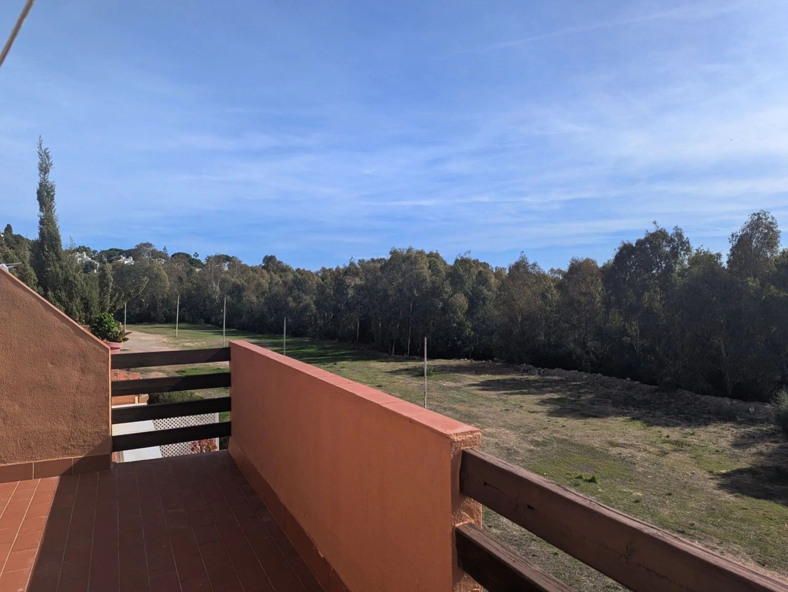 Apartment - Penthouse Duplex в продаже в Casares, Málaga. В доме 3 спален и 3 ванных комнат. Площадь дома 116 м²