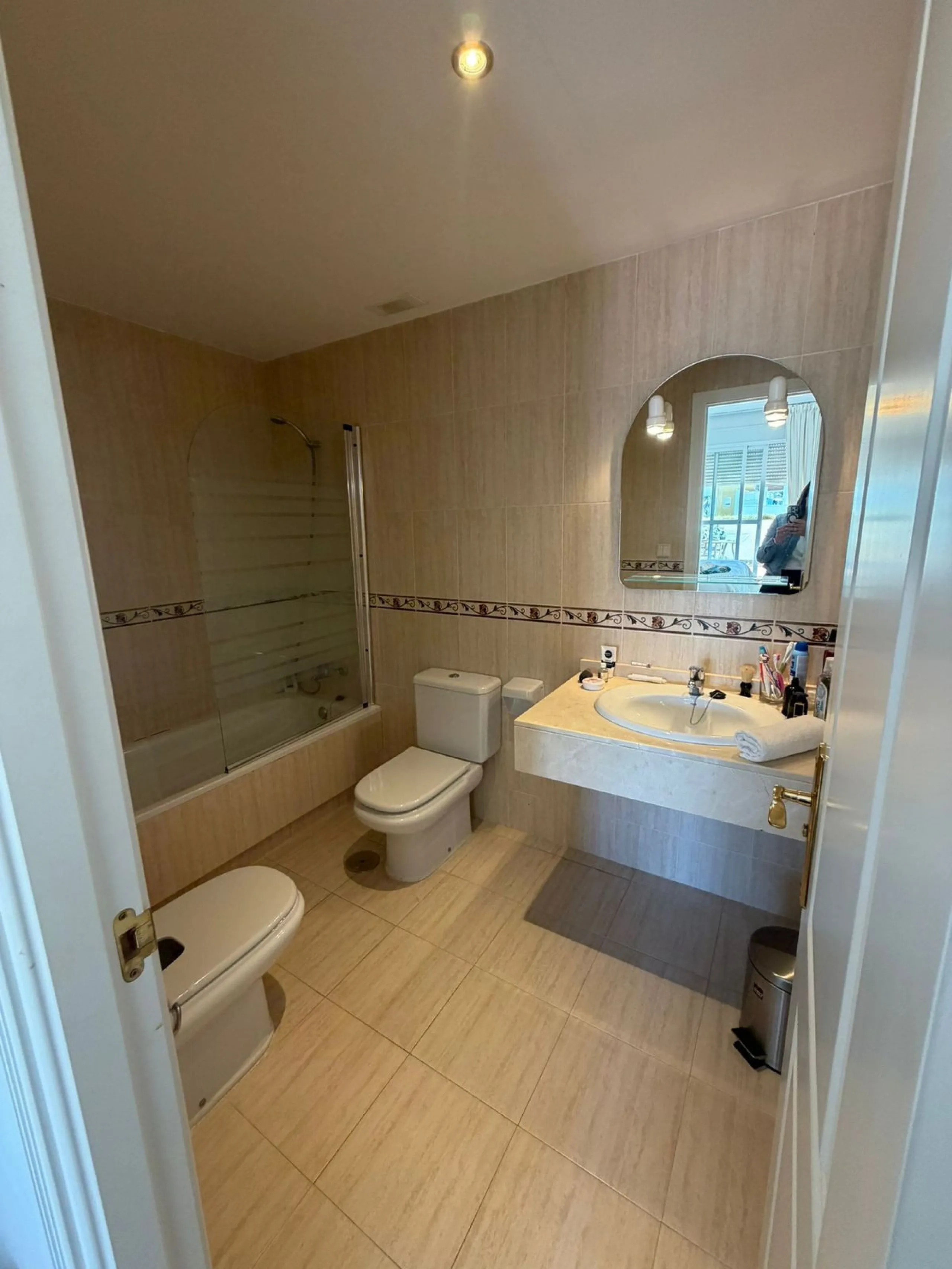 Apartment - Penthouse в продаже в Marbella, Málaga. В доме 2 спален и 2 ванных комнат. Площадь дома 97 м²