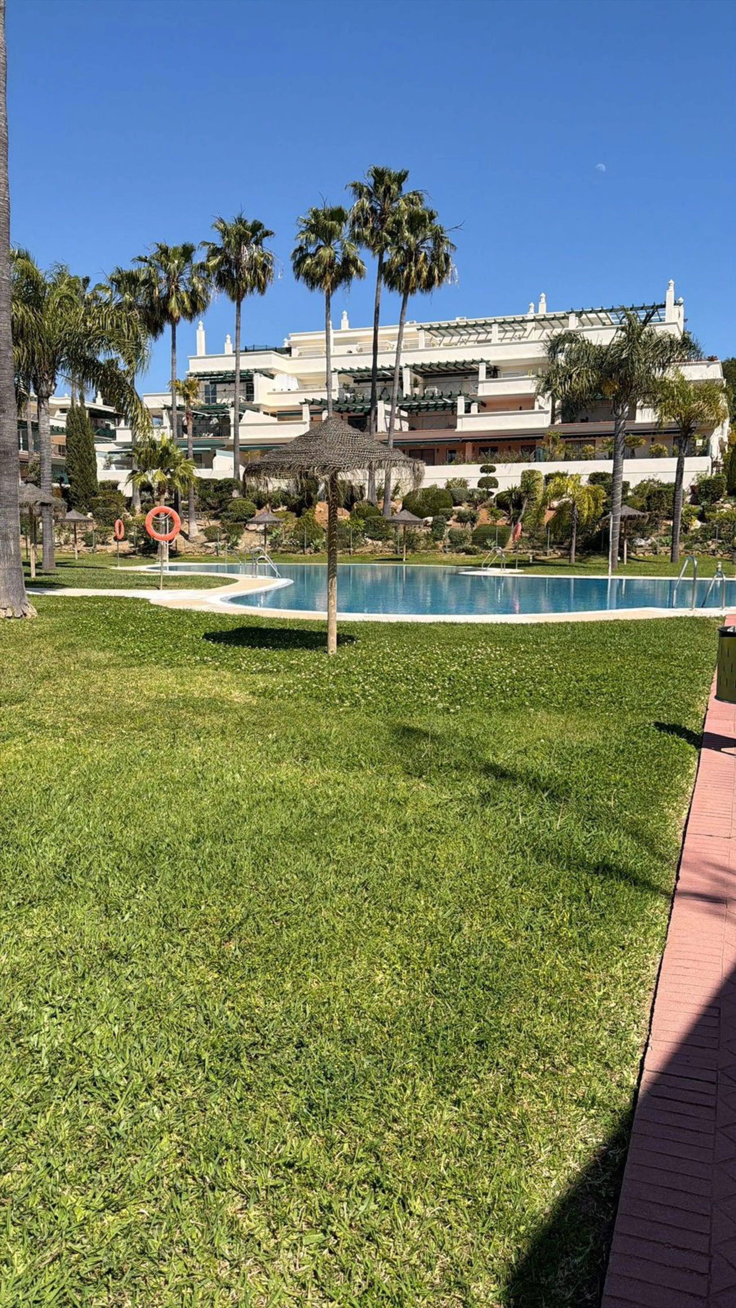 Apartment - Penthouse в продаже в Marbella, Málaga. В доме 2 спален и 2 ванных комнат. Площадь дома 97 м²