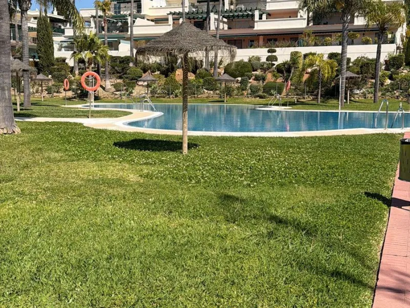 Apartment - Penthouse в продаже в Marbella, Málaga. В доме 2 спален и 2 ванных комнат. Площадь дома 97 м²