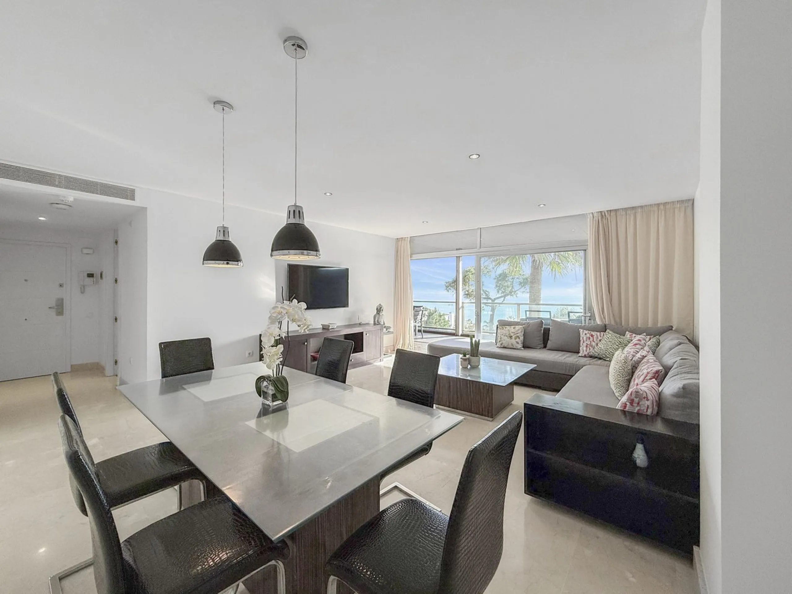 Panoramic Sea View Apartment in La Paloma, Manilva