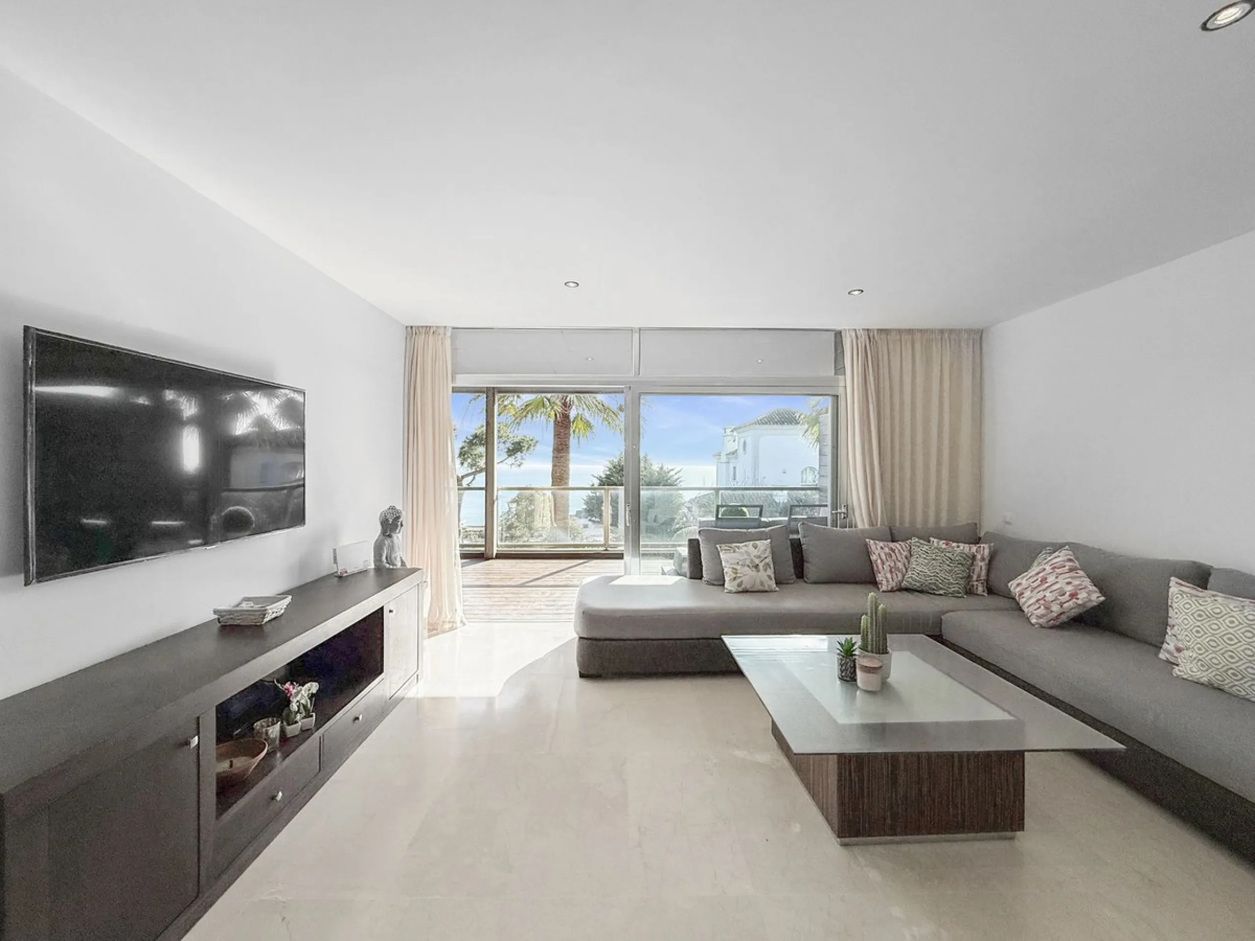 Panoramic Sea View Apartment in La Paloma, Manilva