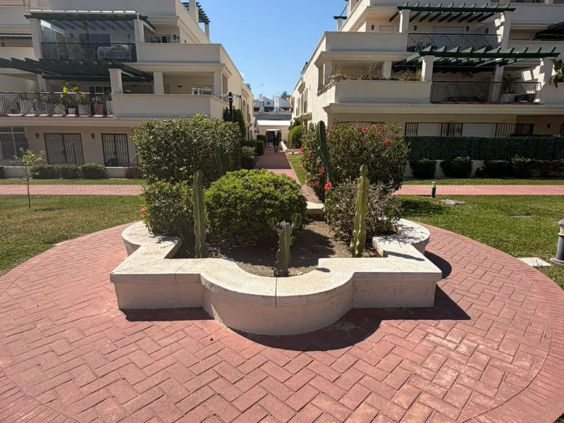Apartment - Penthouse в продаже в Marbella, Málaga. В доме 2 спален и 2 ванных комнат. Площадь дома 97 м²